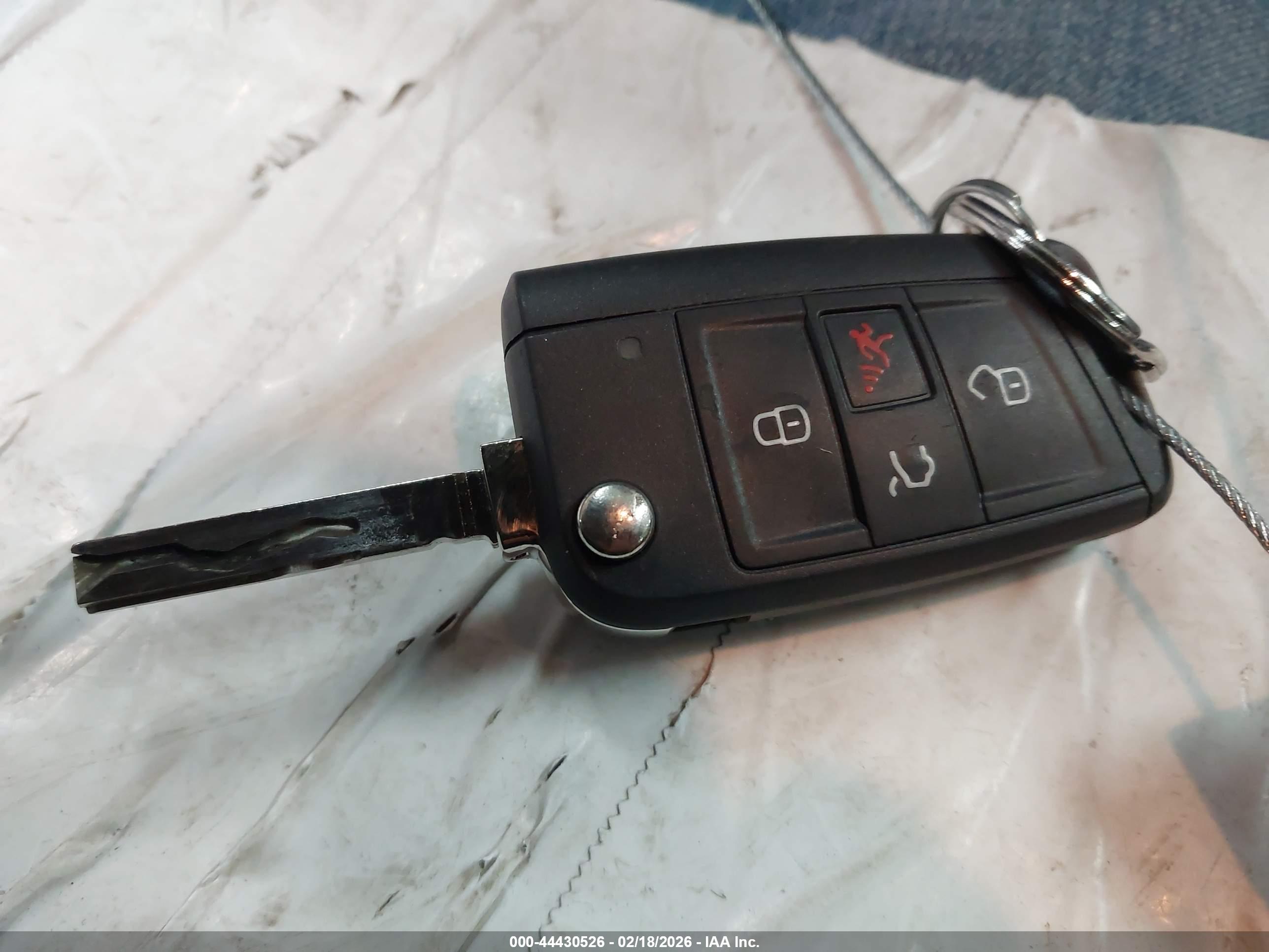 VOLKSWAGEN JETTA image 11