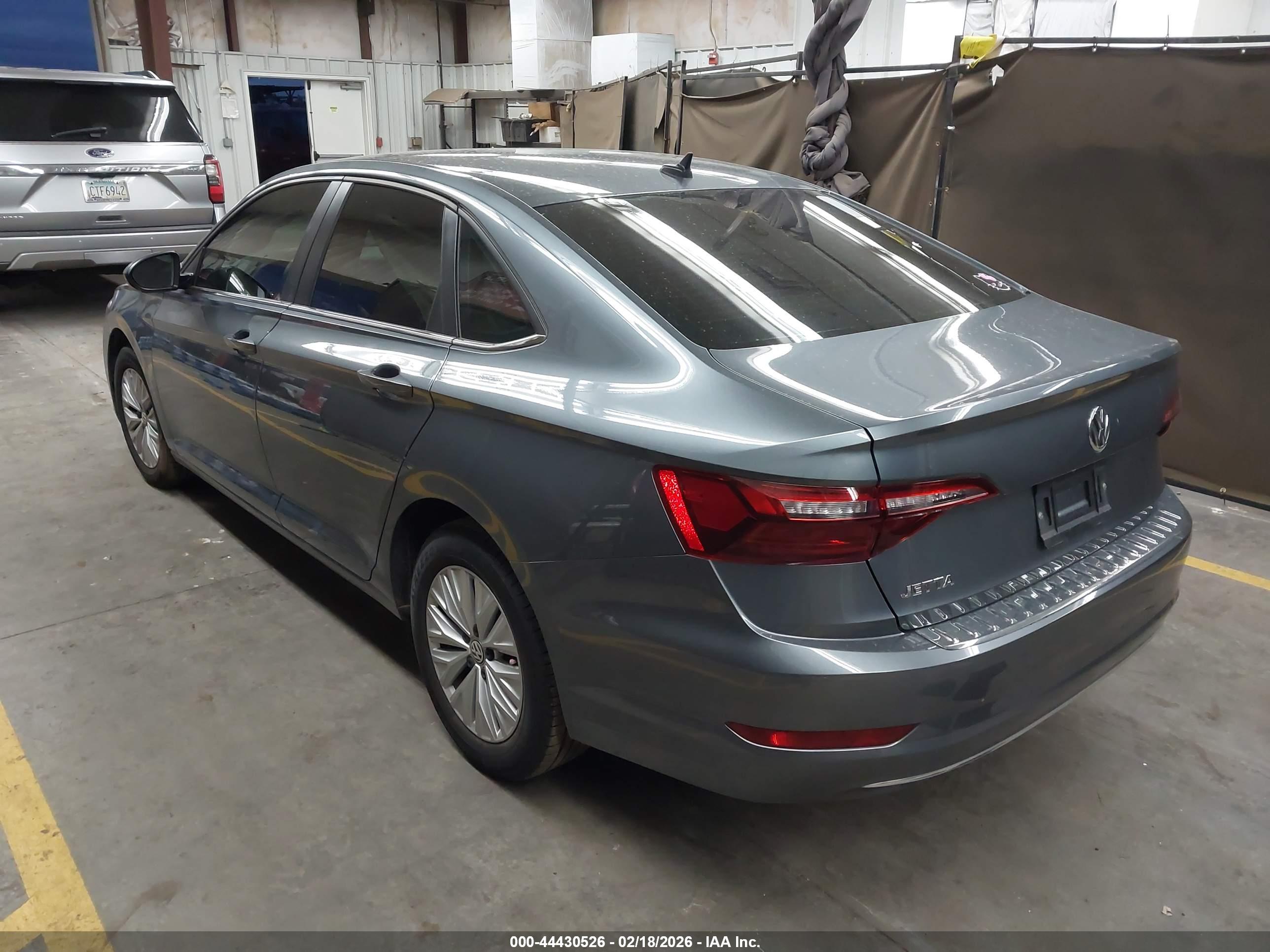 VOLKSWAGEN JETTA image 3