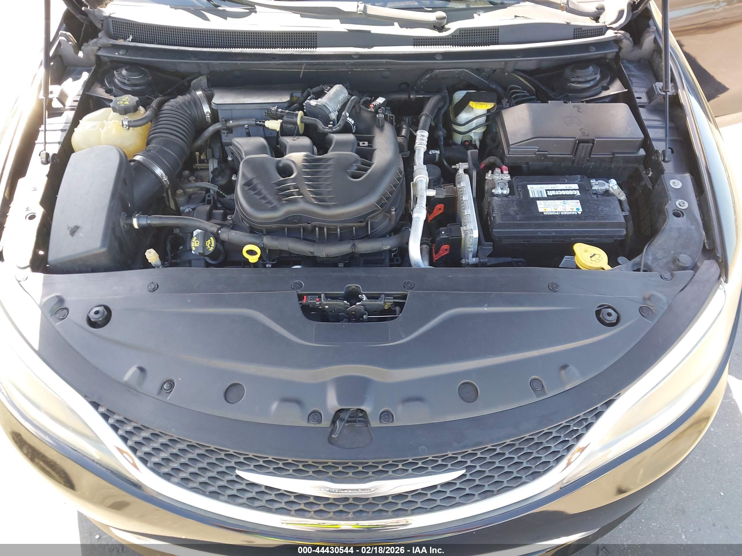 CHRYSLER 200 image 10