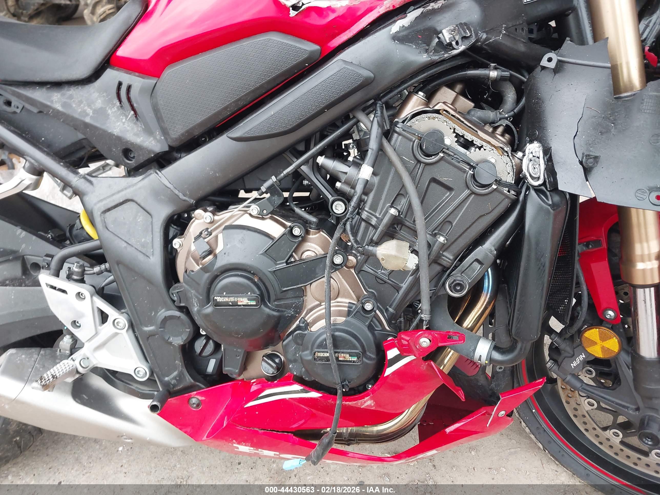 HONDA CBR650 image 8