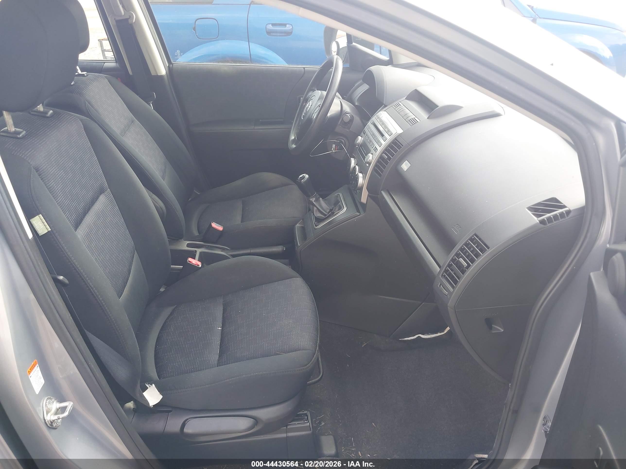 MAZDA MAZDA5 image 5
