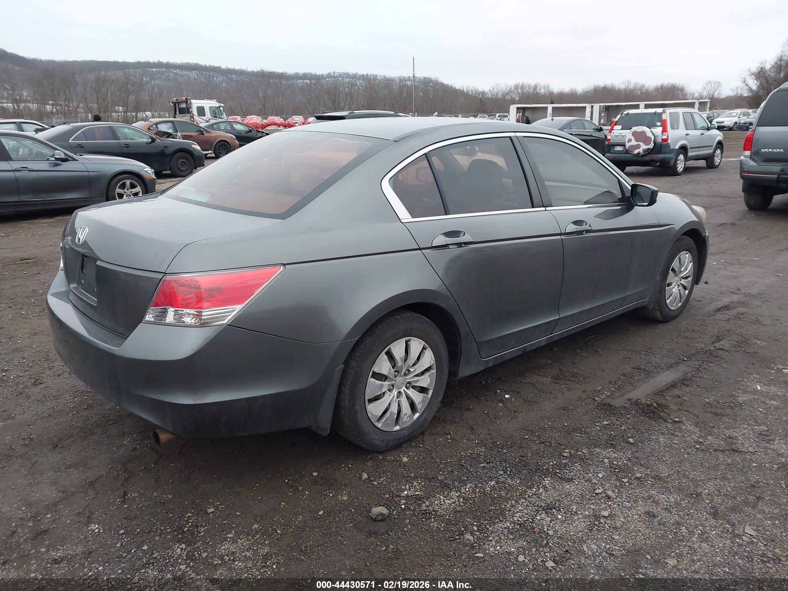 HONDA ACCORD image 4