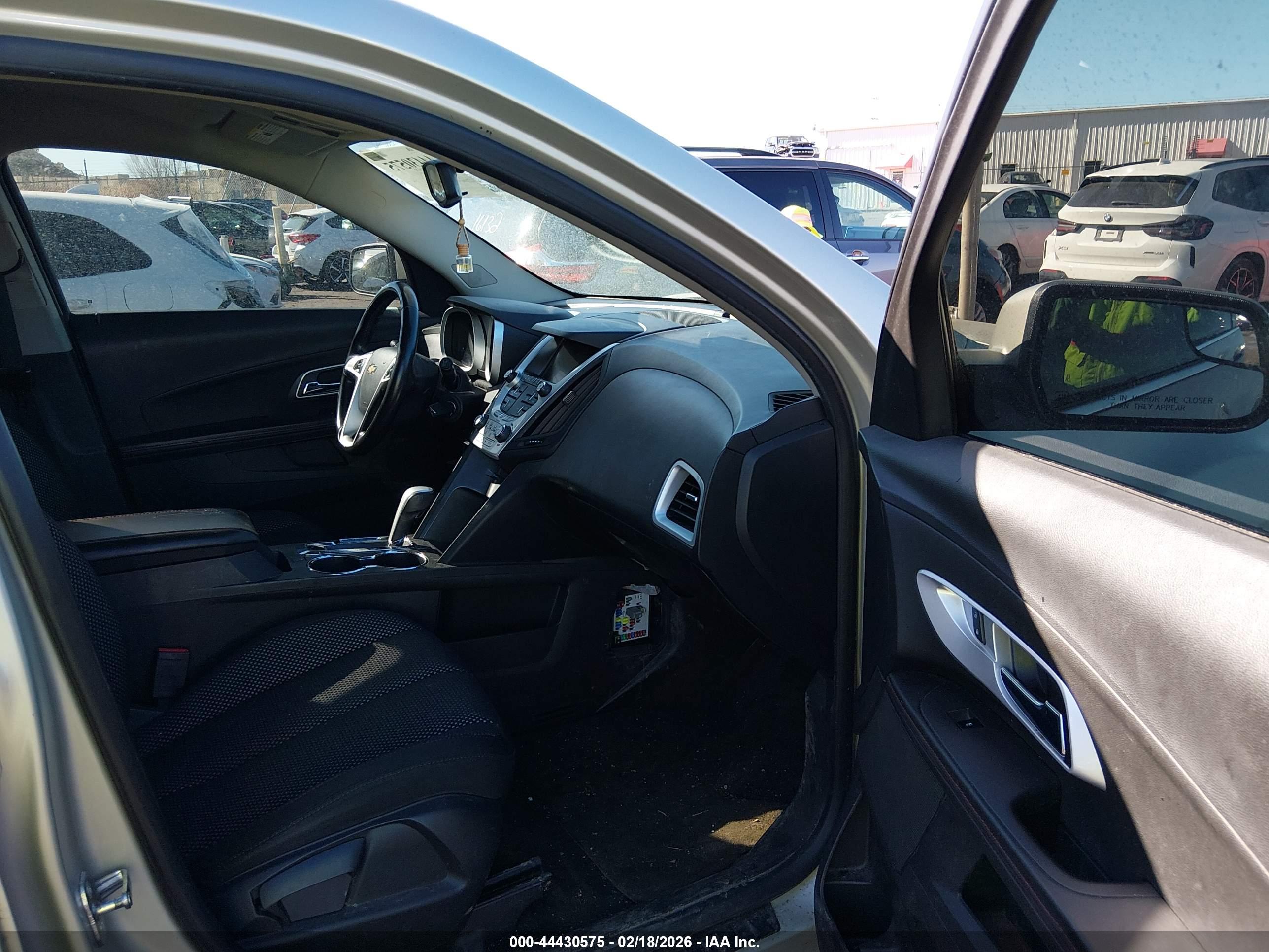 CHEVROLET EQUINOX image 5