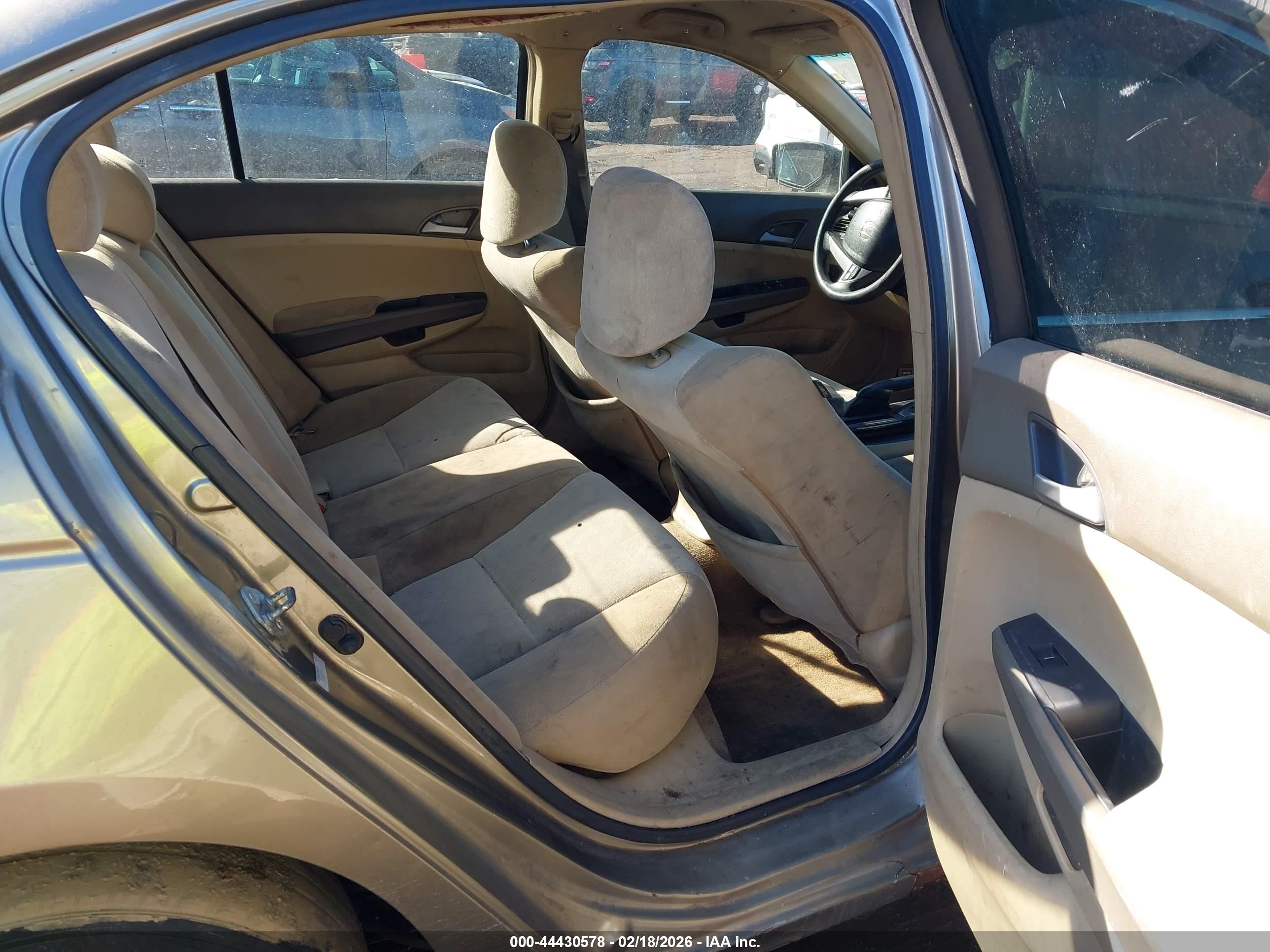 HONDA ACCORD image 8