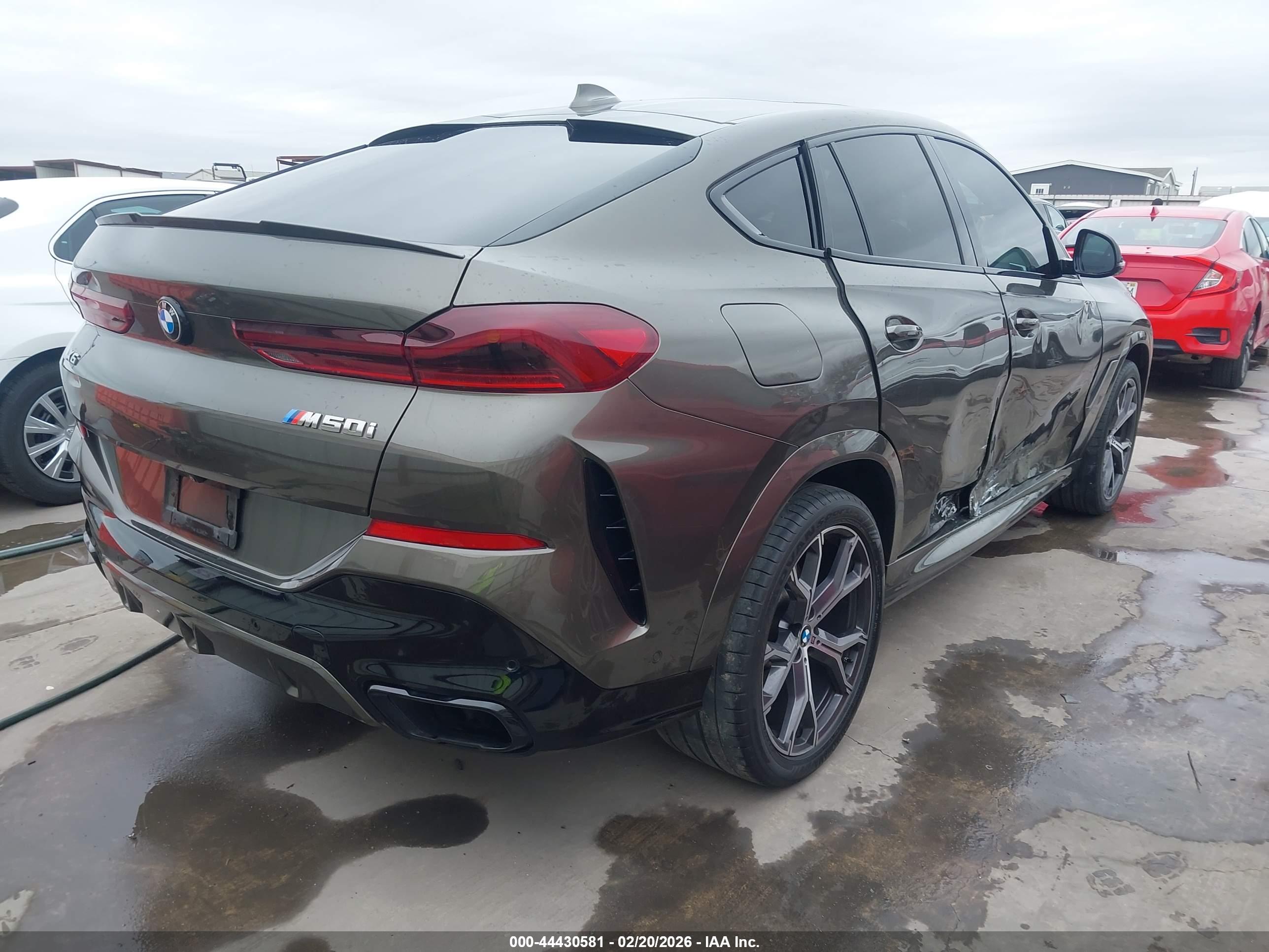BMW X6 image 4
