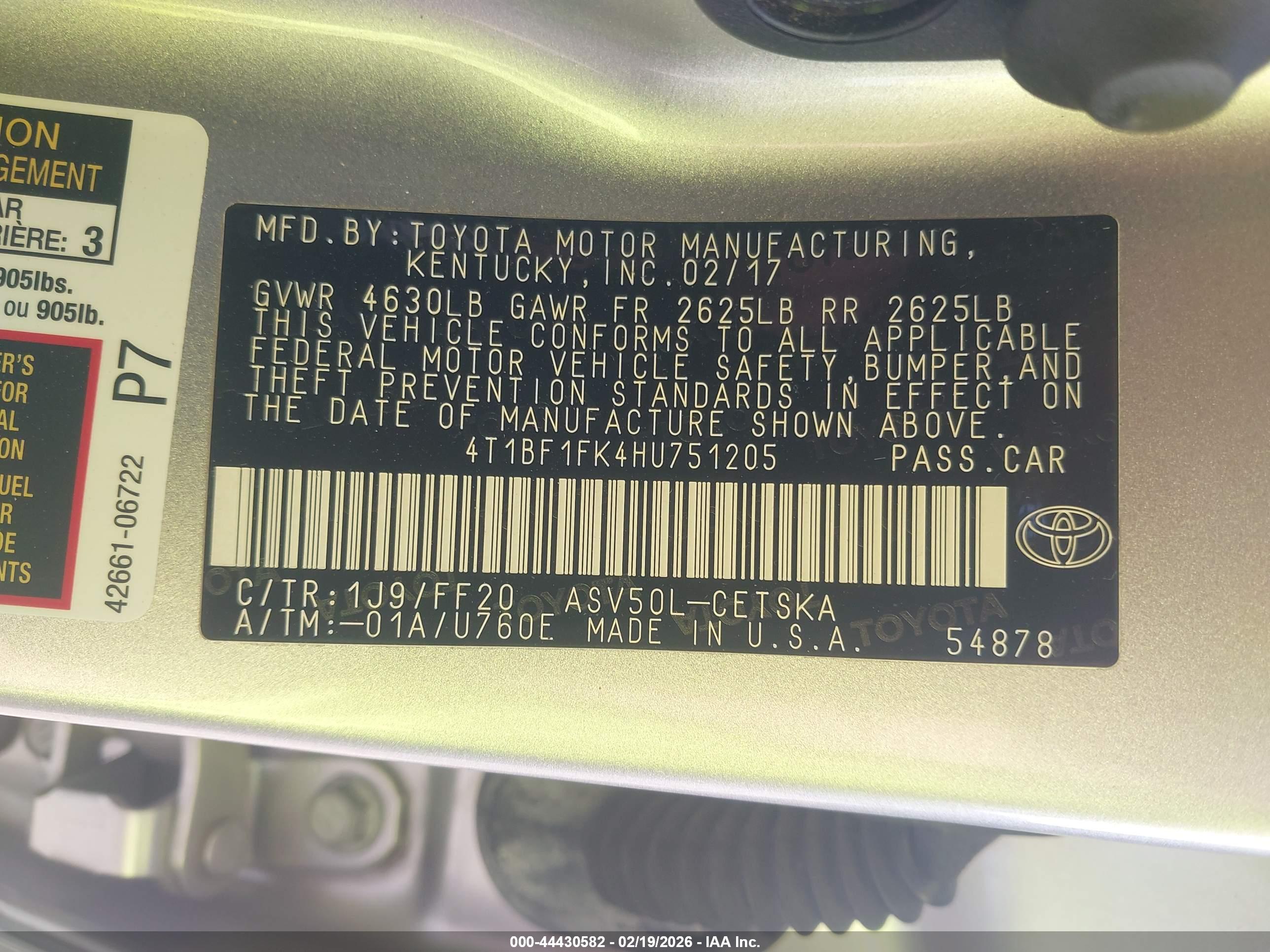 TOYOTA CAMRY image 9
