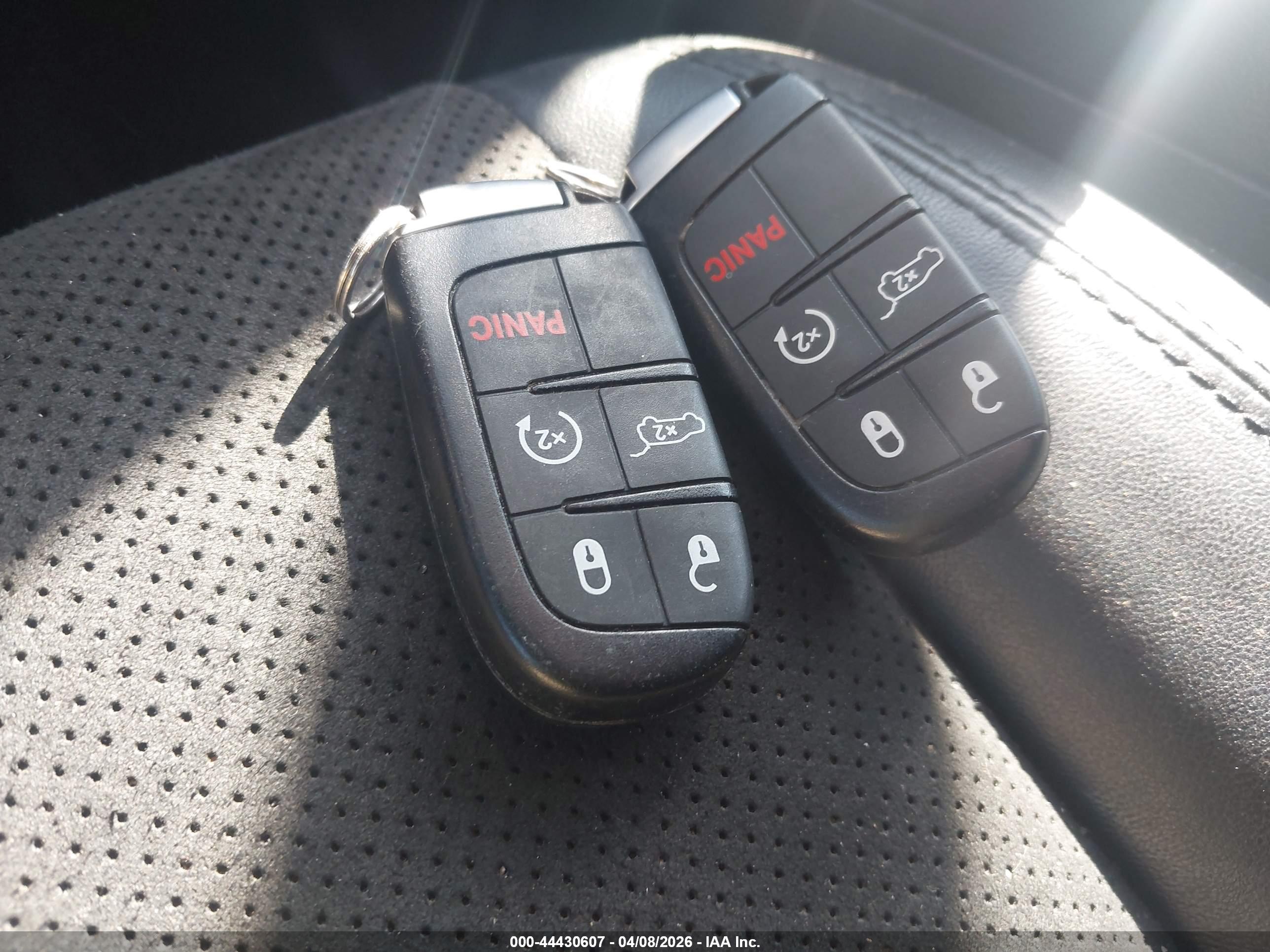JEEP GRAND image 11