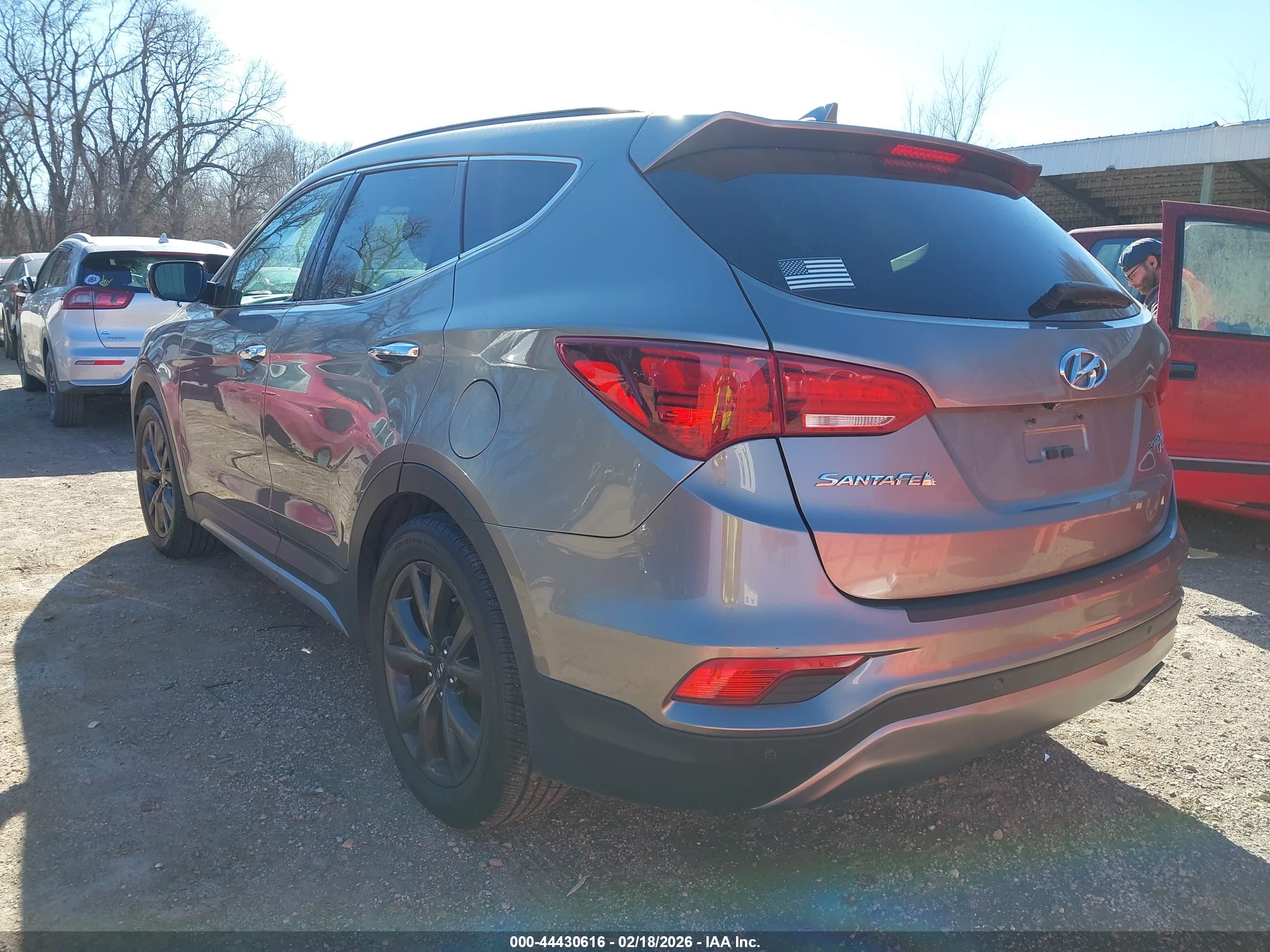HYUNDAI SANTA image 3