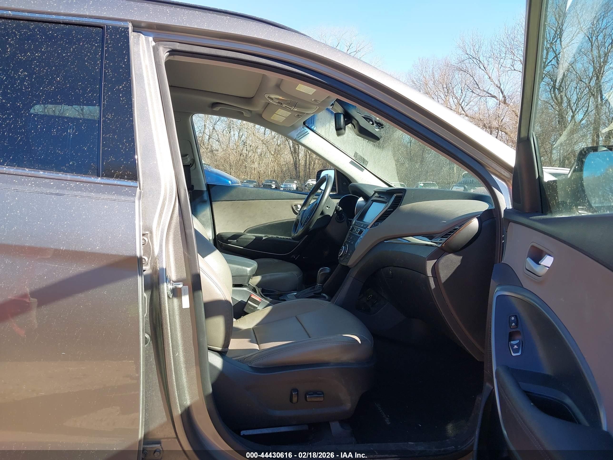 HYUNDAI SANTA image 5