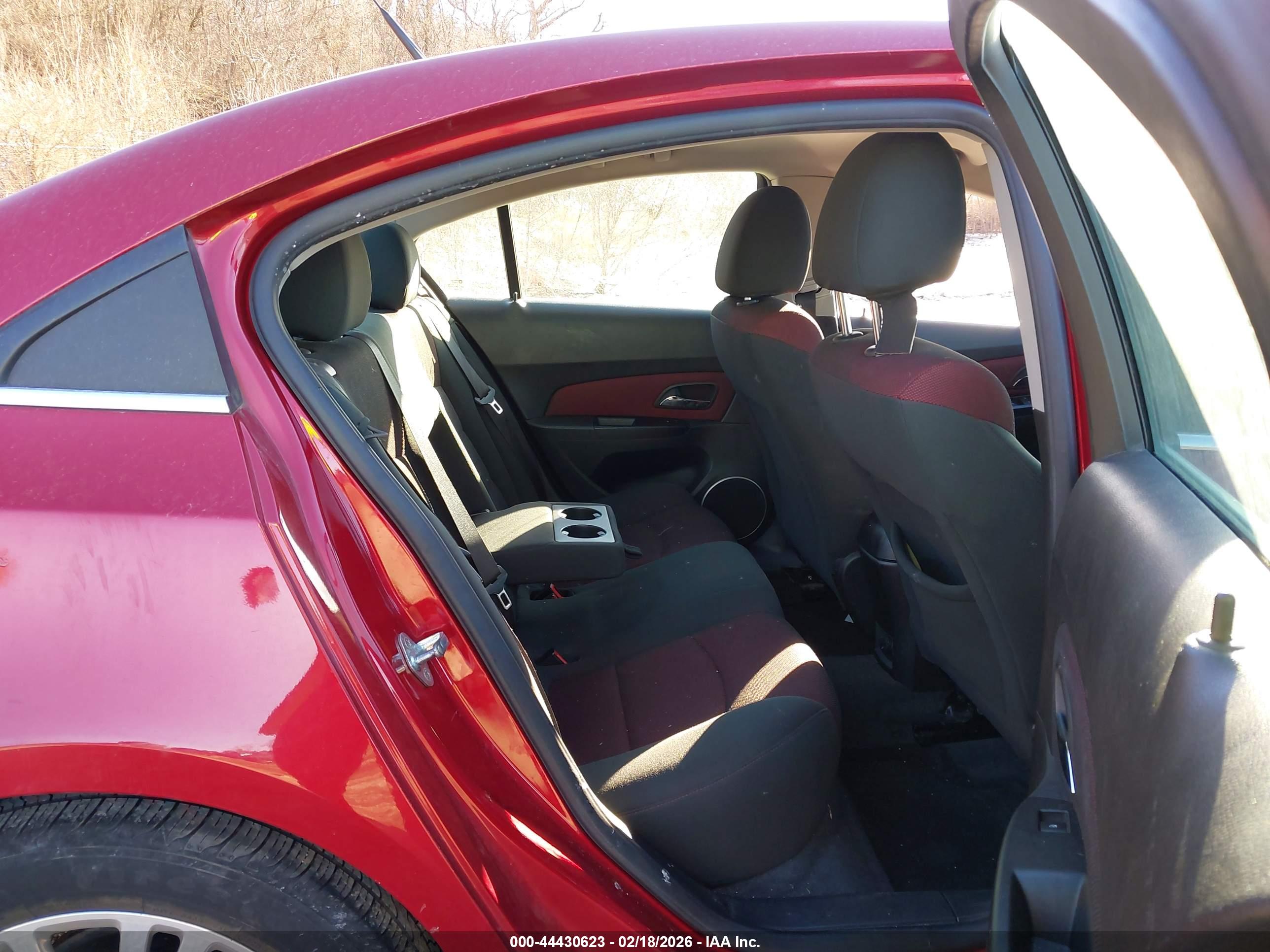 CHEVROLET CRUZE image 8