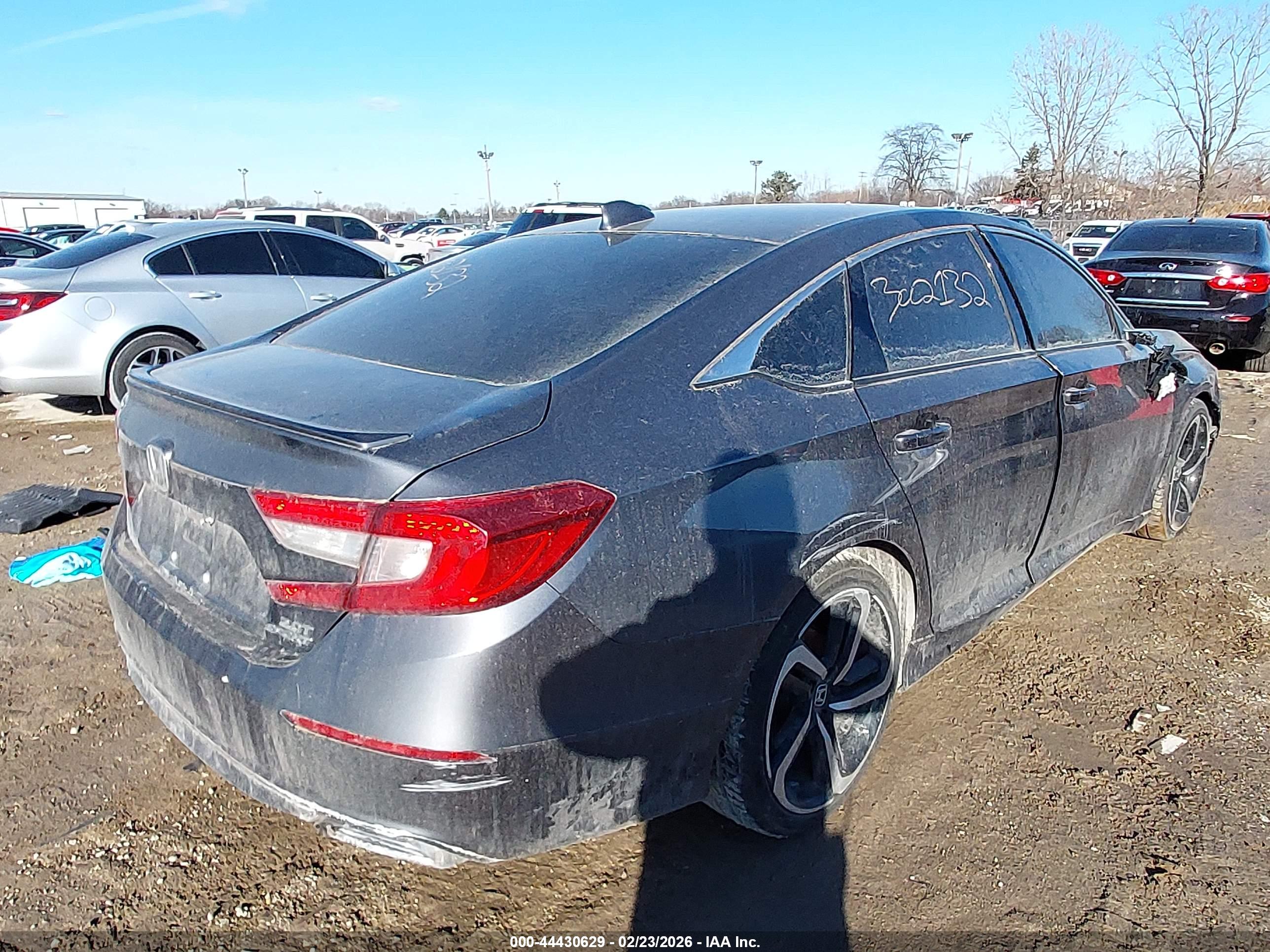 HONDA ACCORD image 4