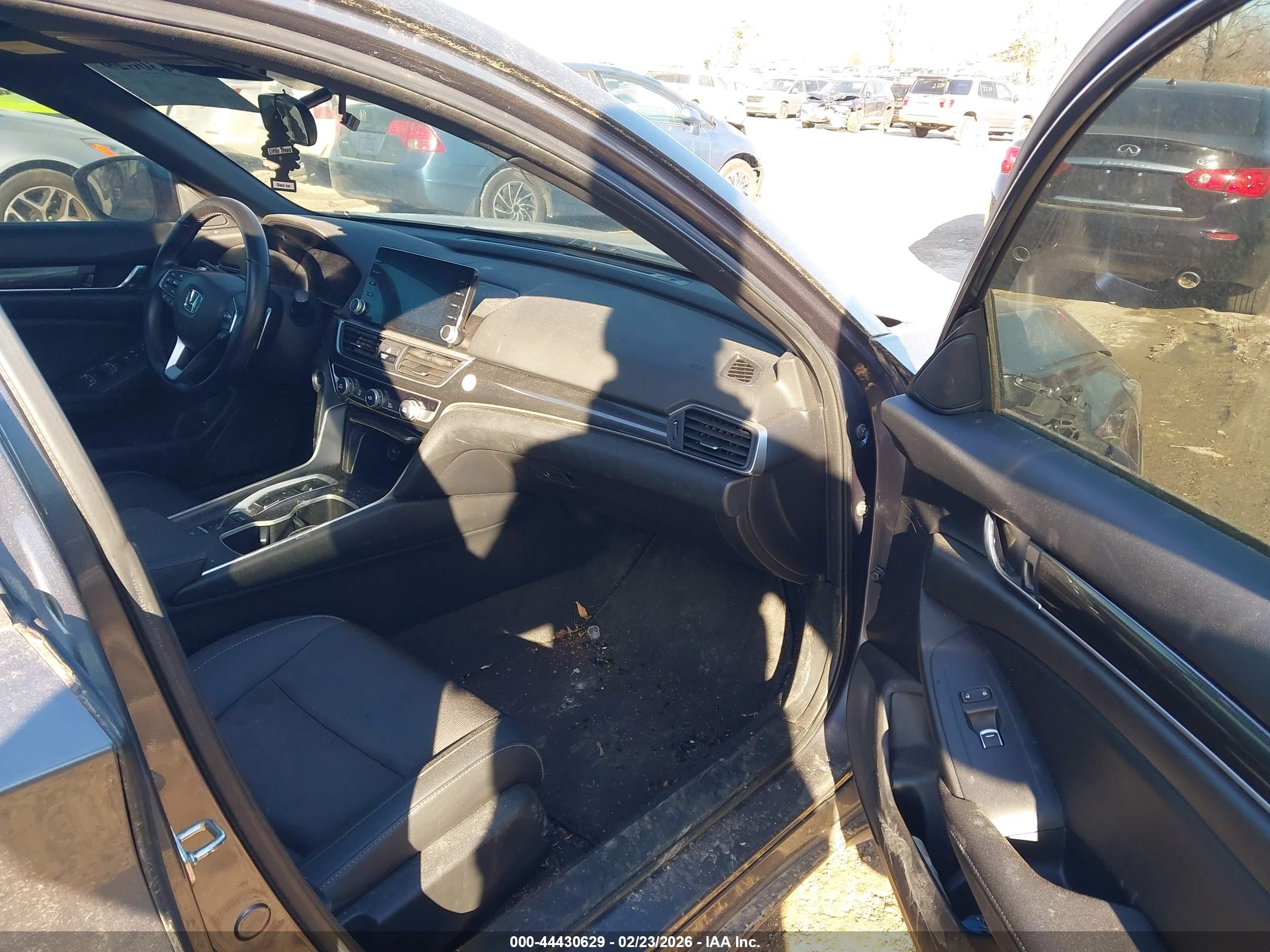 HONDA ACCORD image 5
