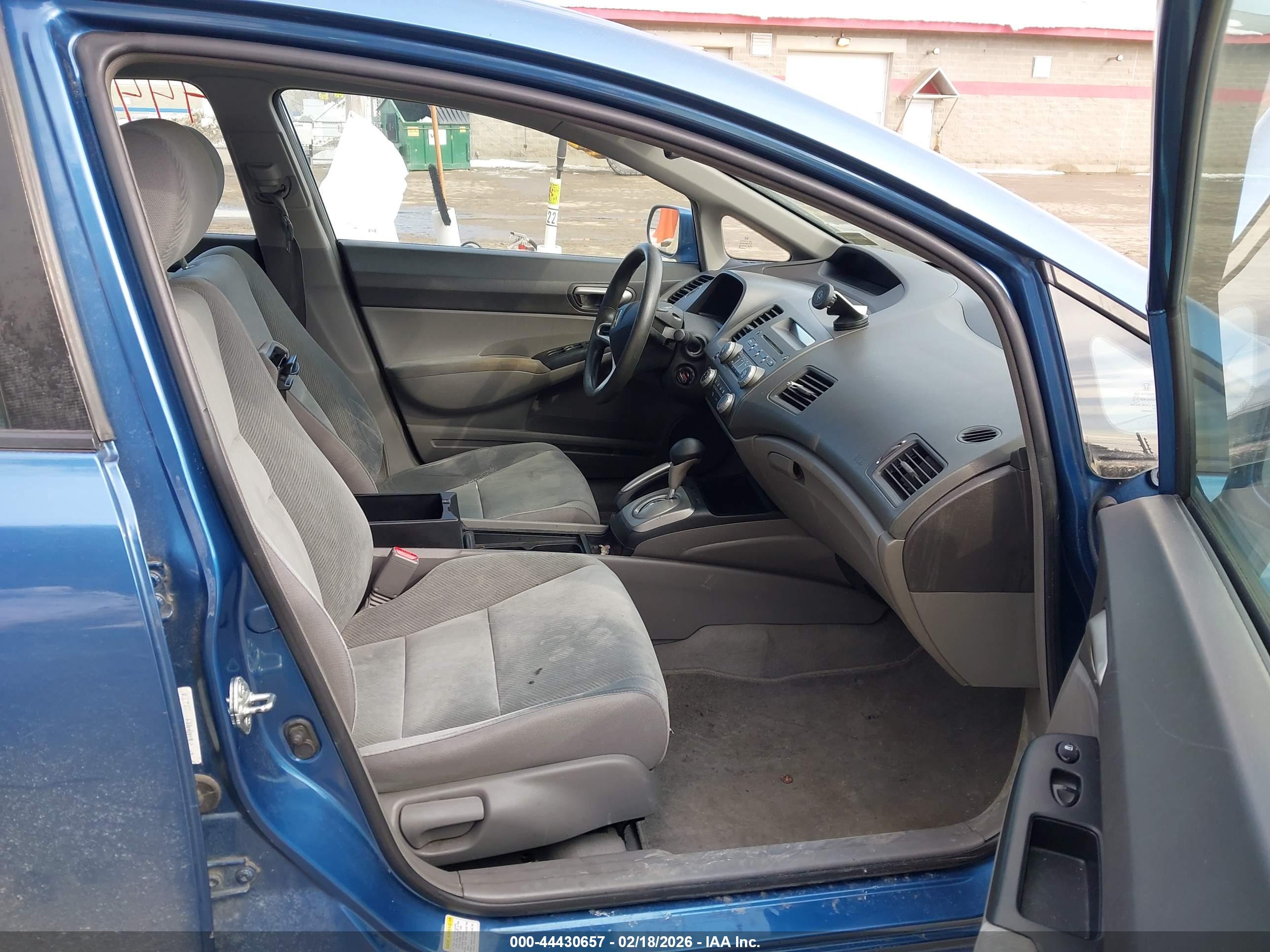 HONDA CIVIC image 5