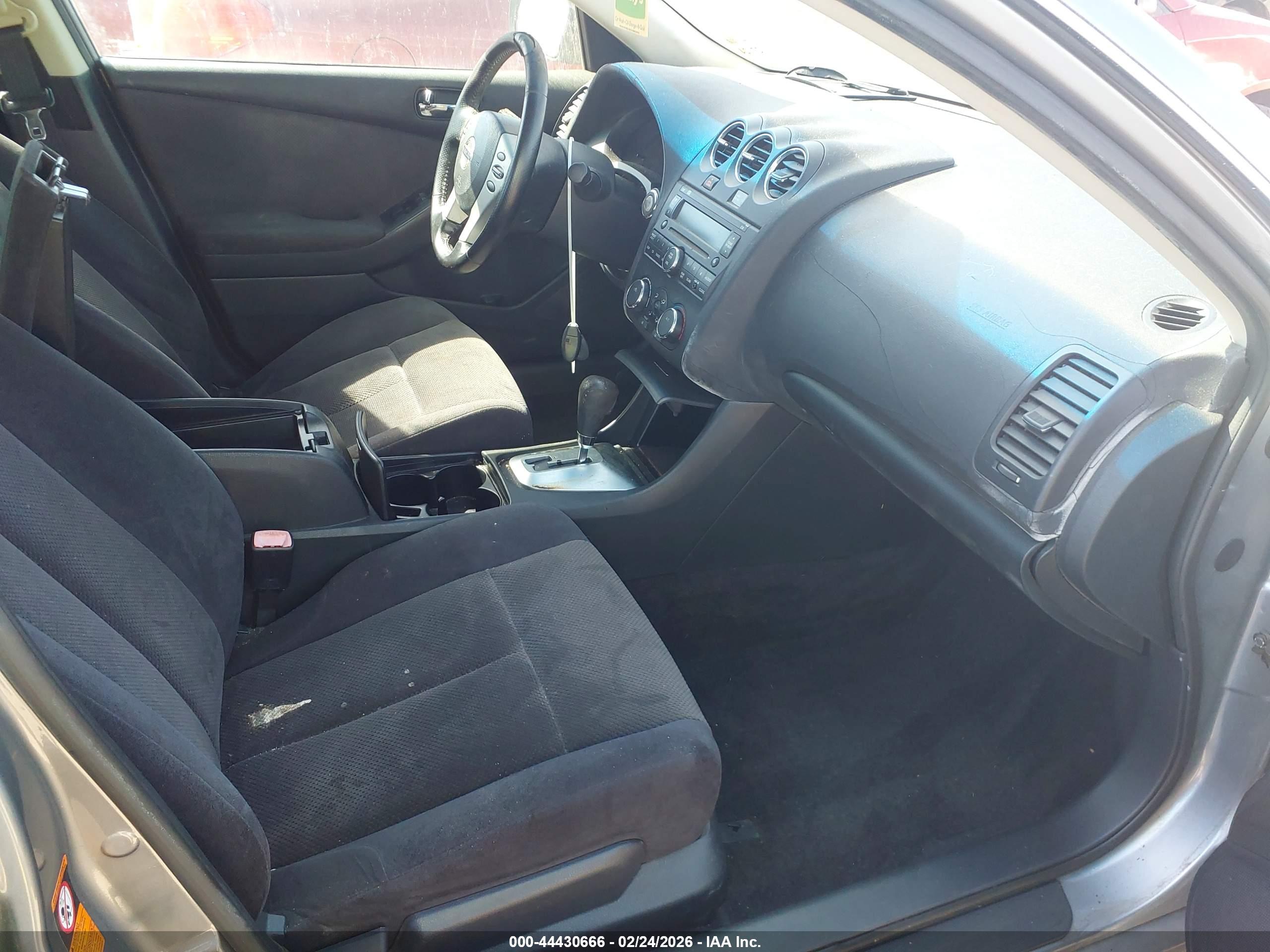 NISSAN ALTIMA image 5