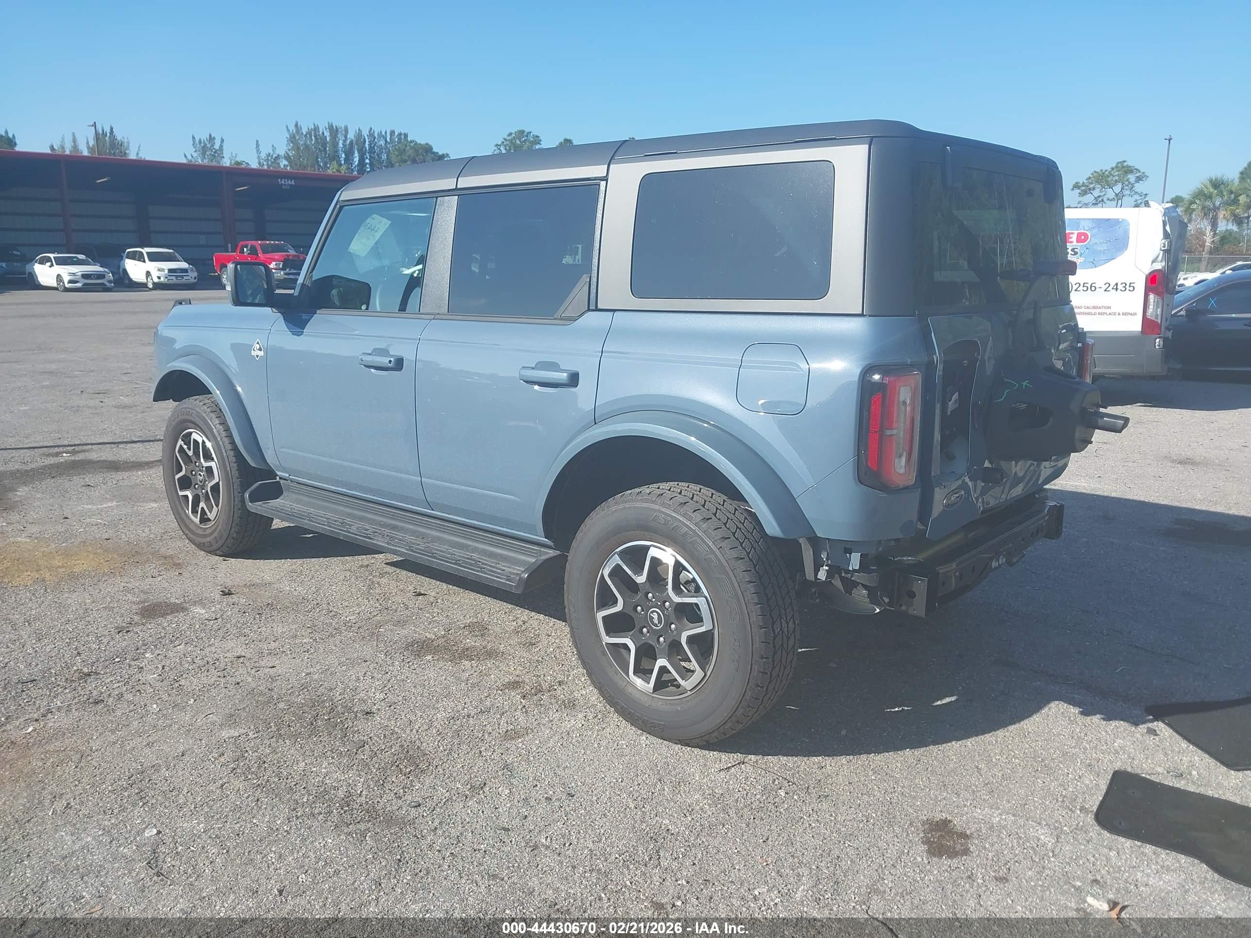 FORD BRONCO image 3