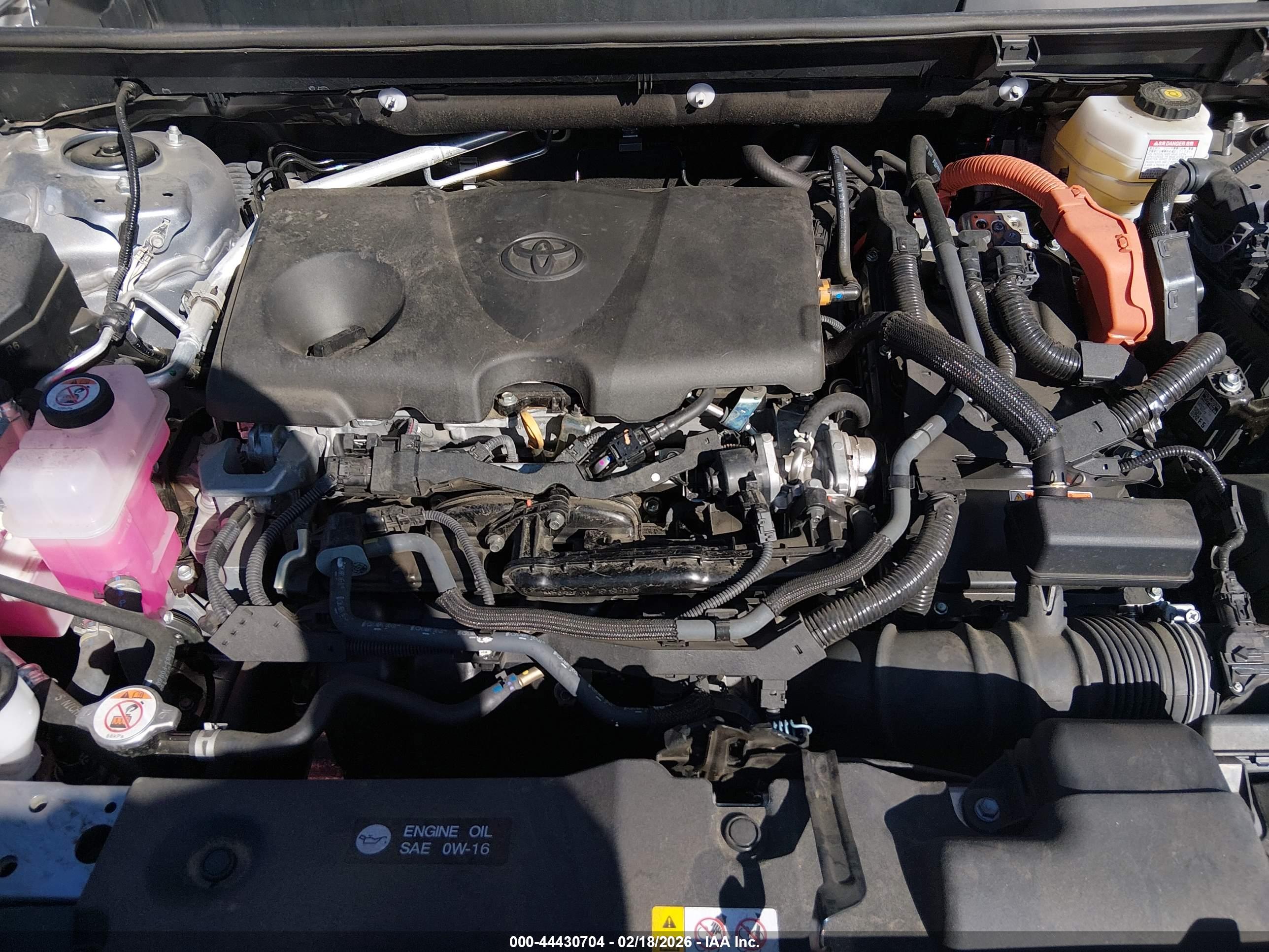 TOYOTA RAV4 image 10