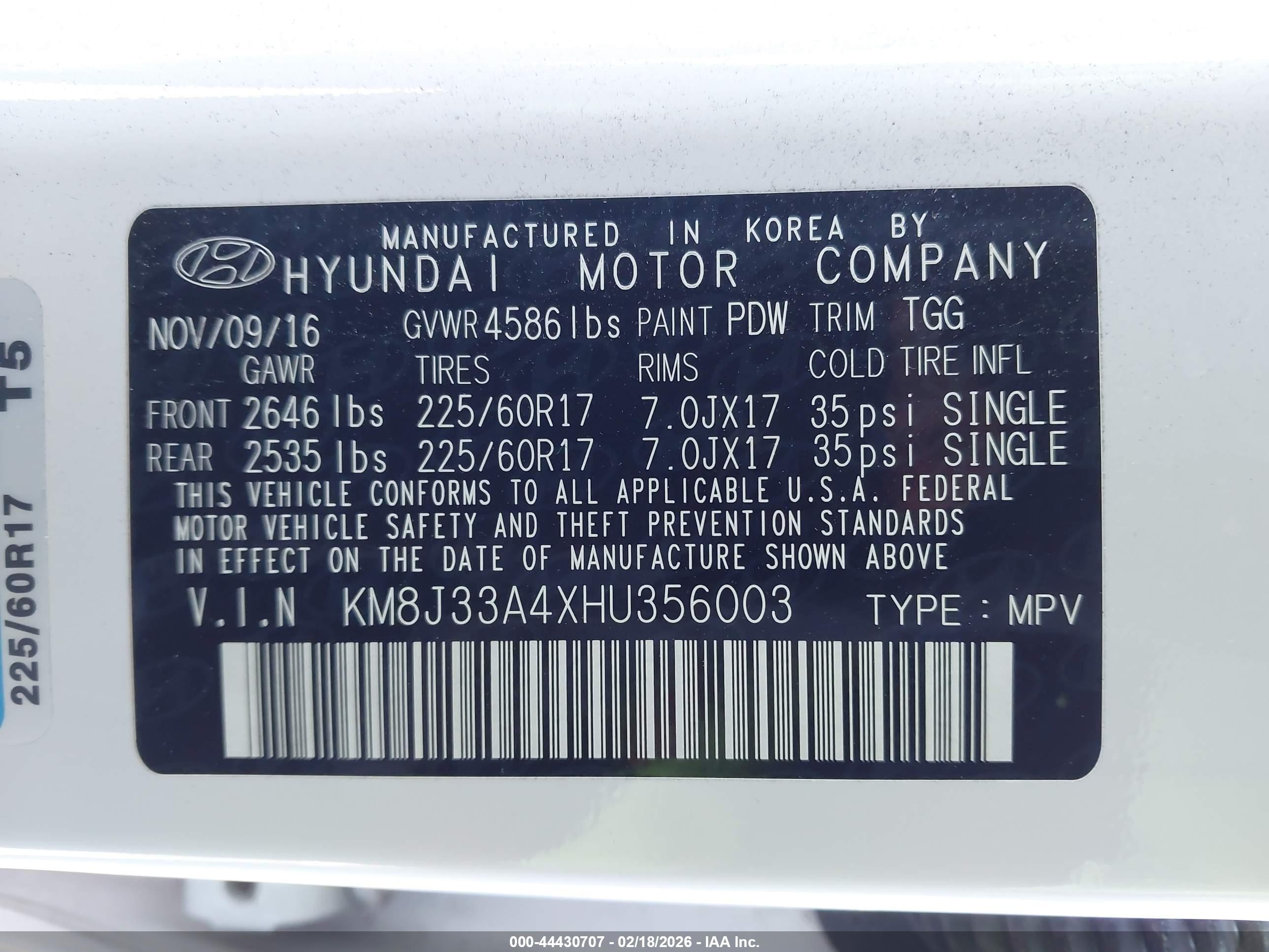 HYUNDAI TUCSON image 9