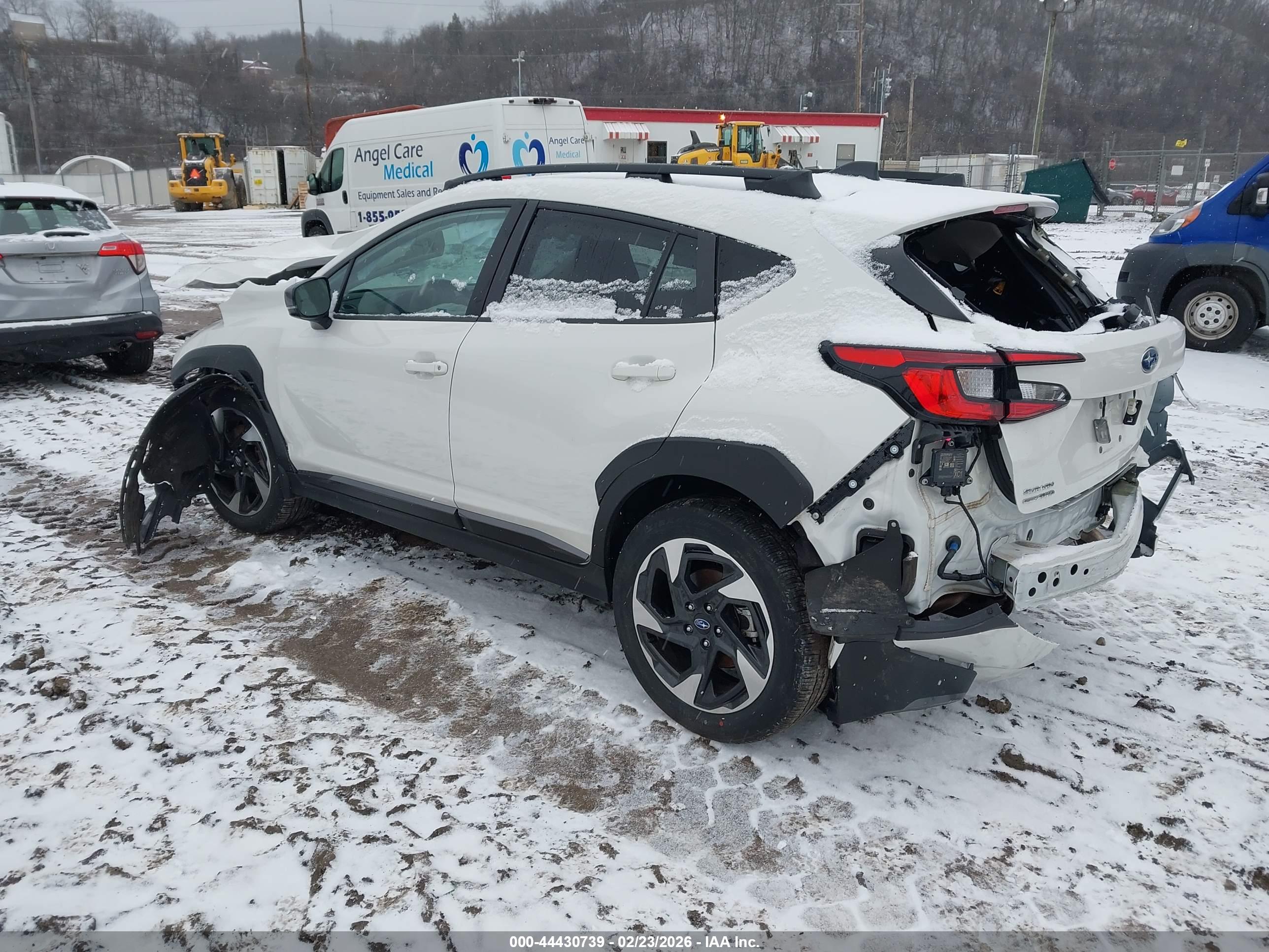 SUBARU CROSSTREK image 3