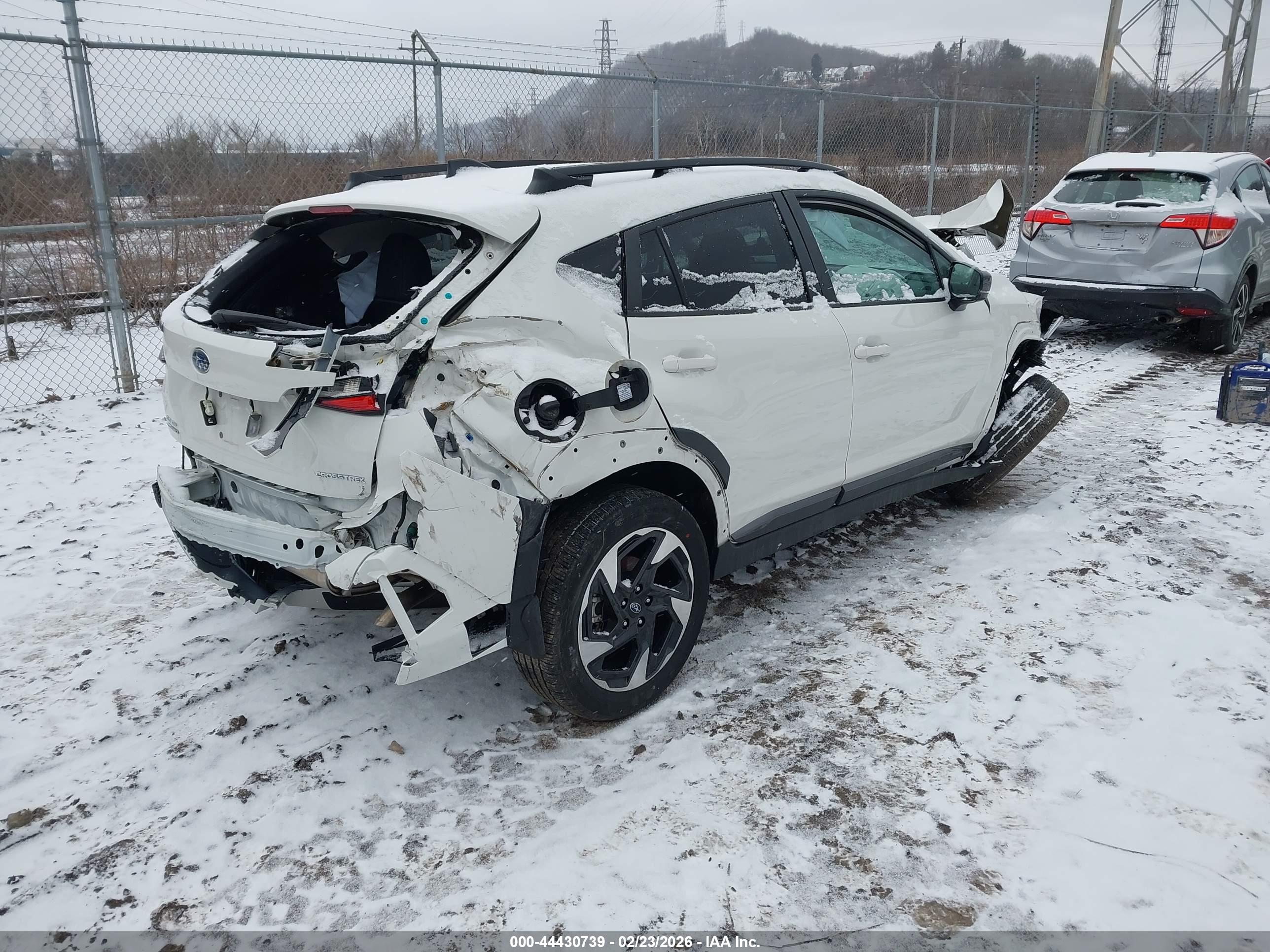 SUBARU CROSSTREK image 4