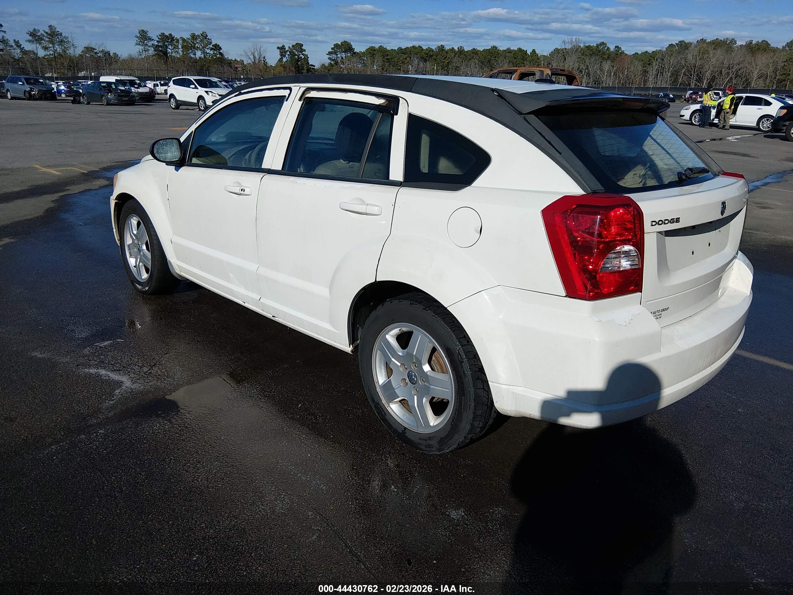 DODGE CALIBER image 3