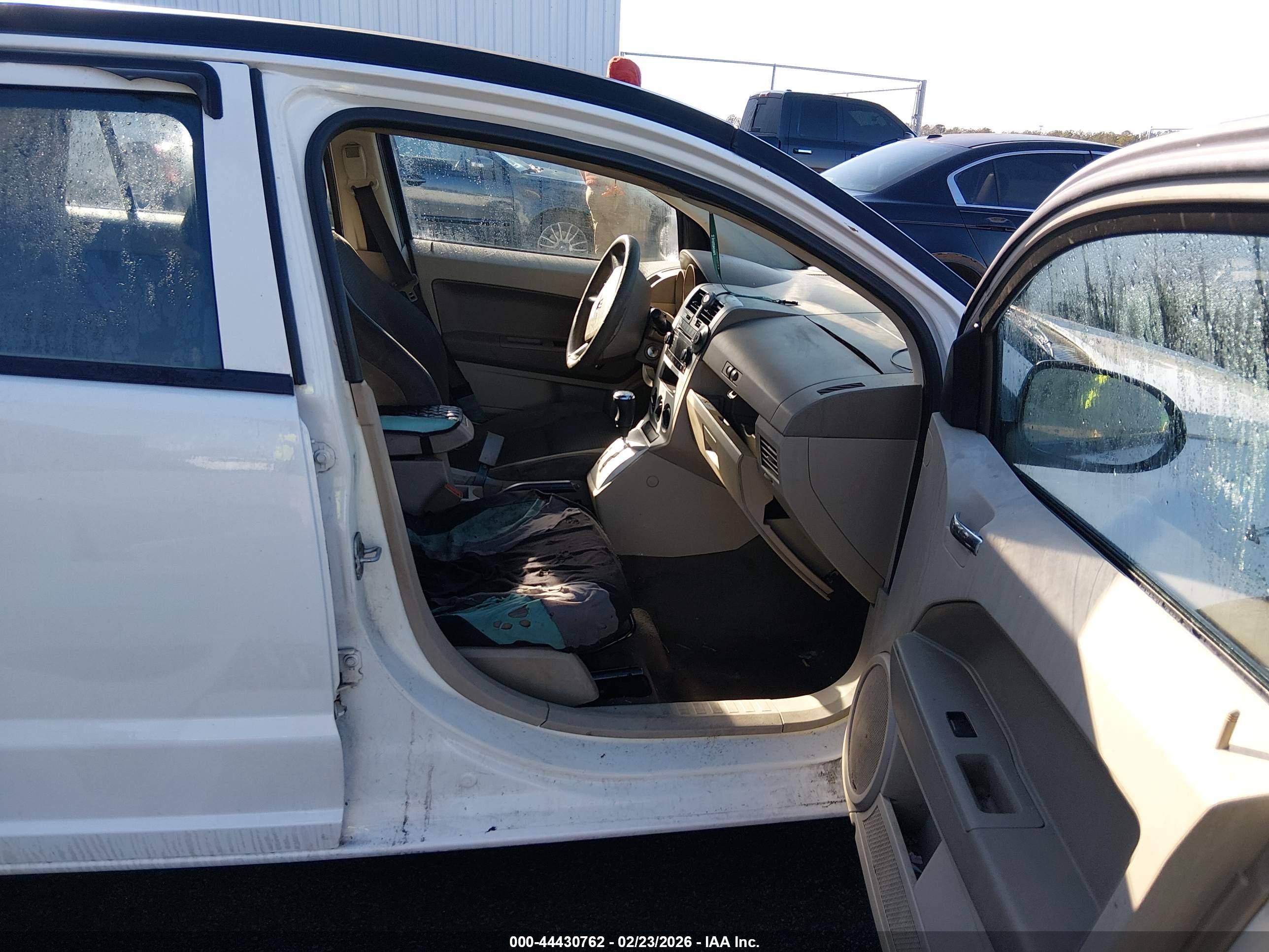 DODGE CALIBER image 5