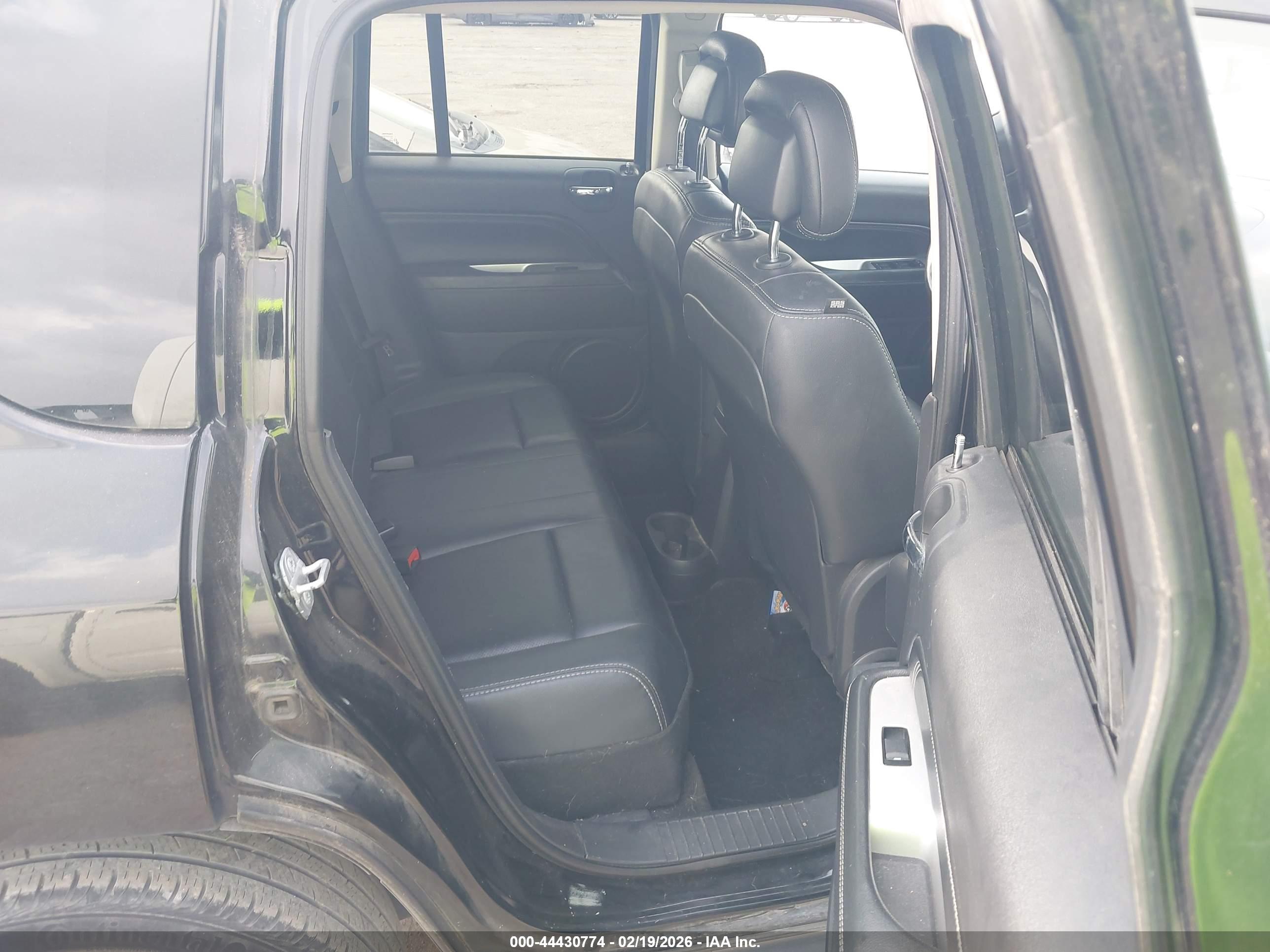 JEEP COMPASS image 8