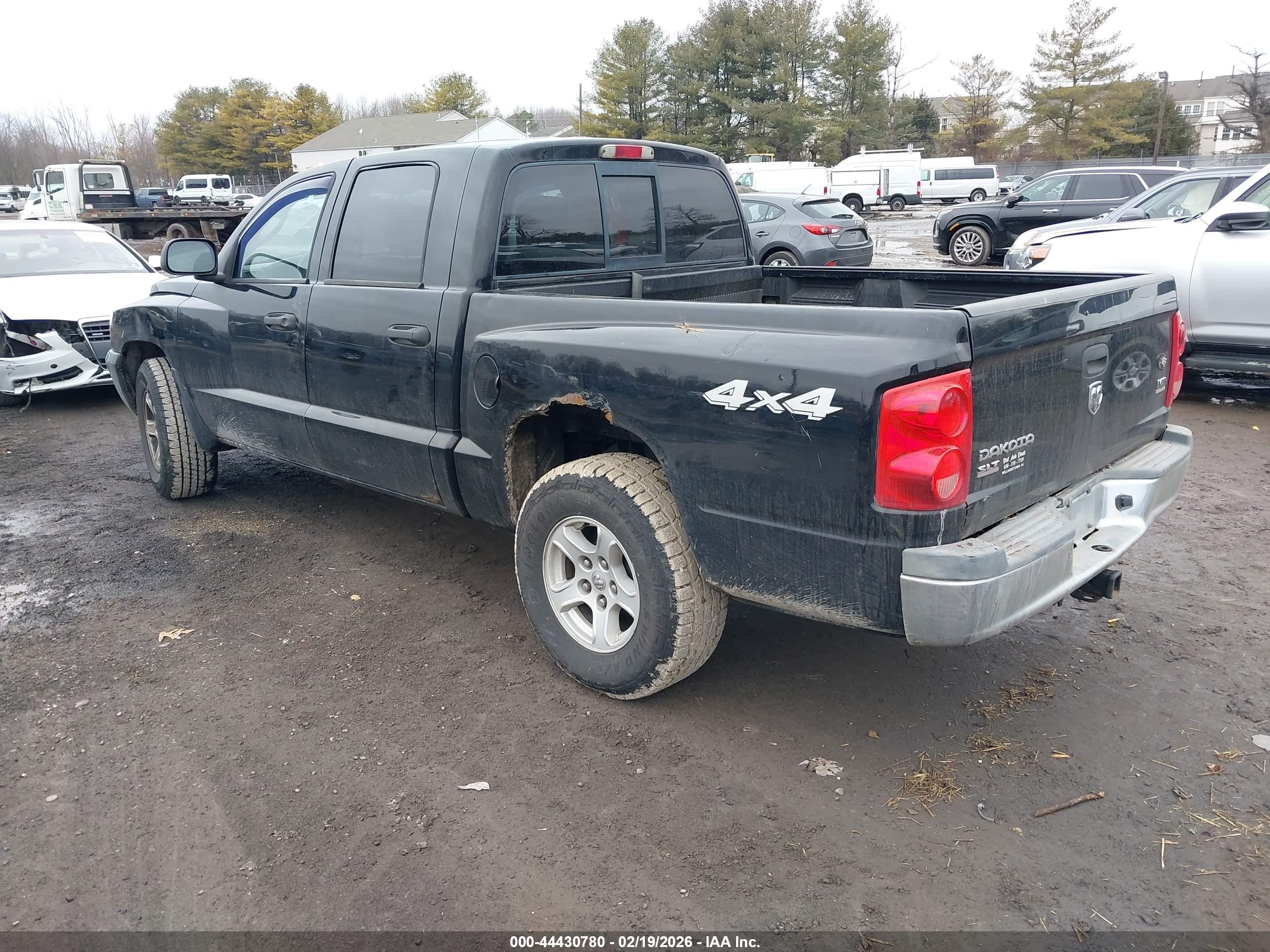 DODGE DAKOTA image 3