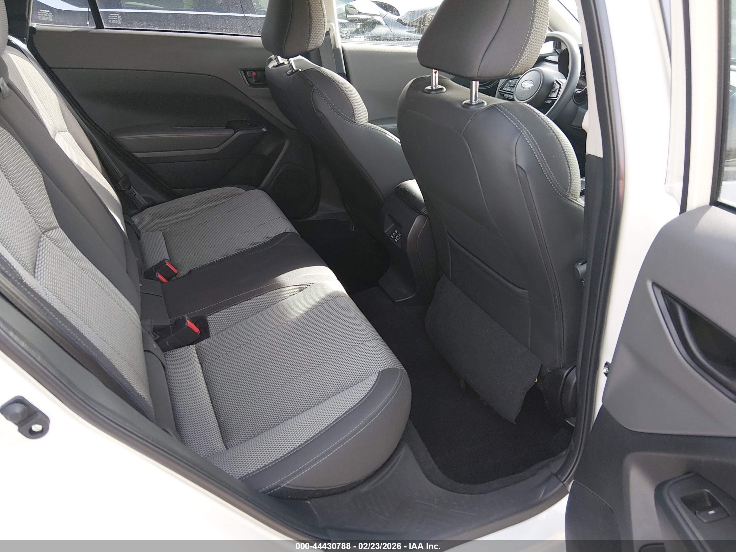SUBARU CROSSTREK image 8