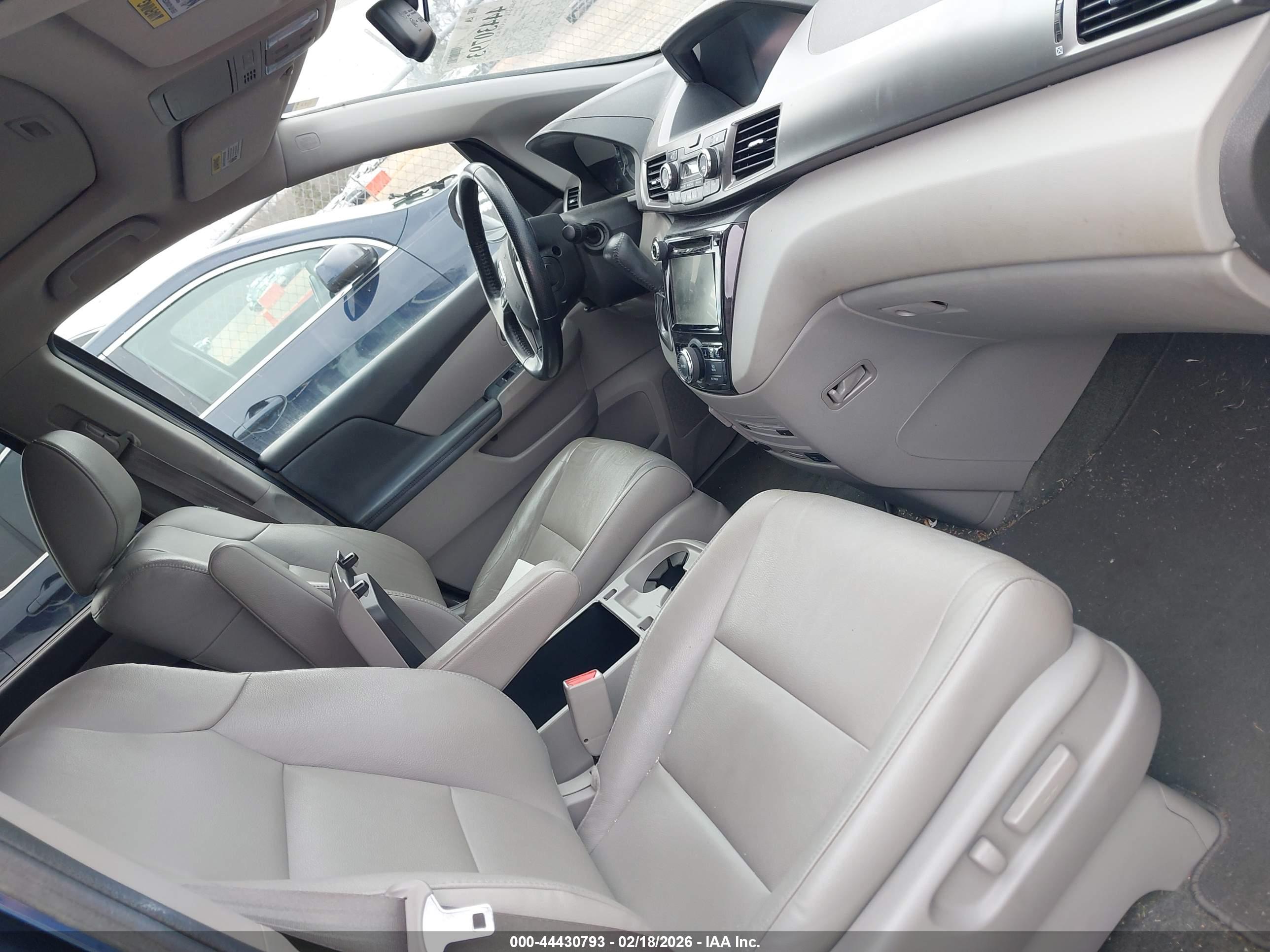HONDA ODYSSEY image 5