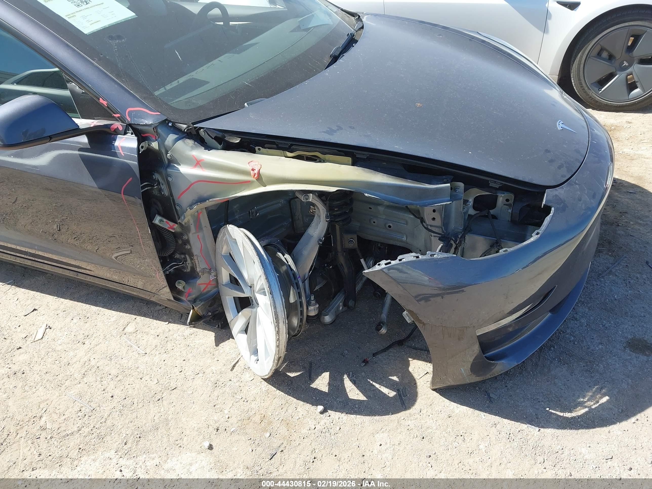 TESLA MODEL image 6