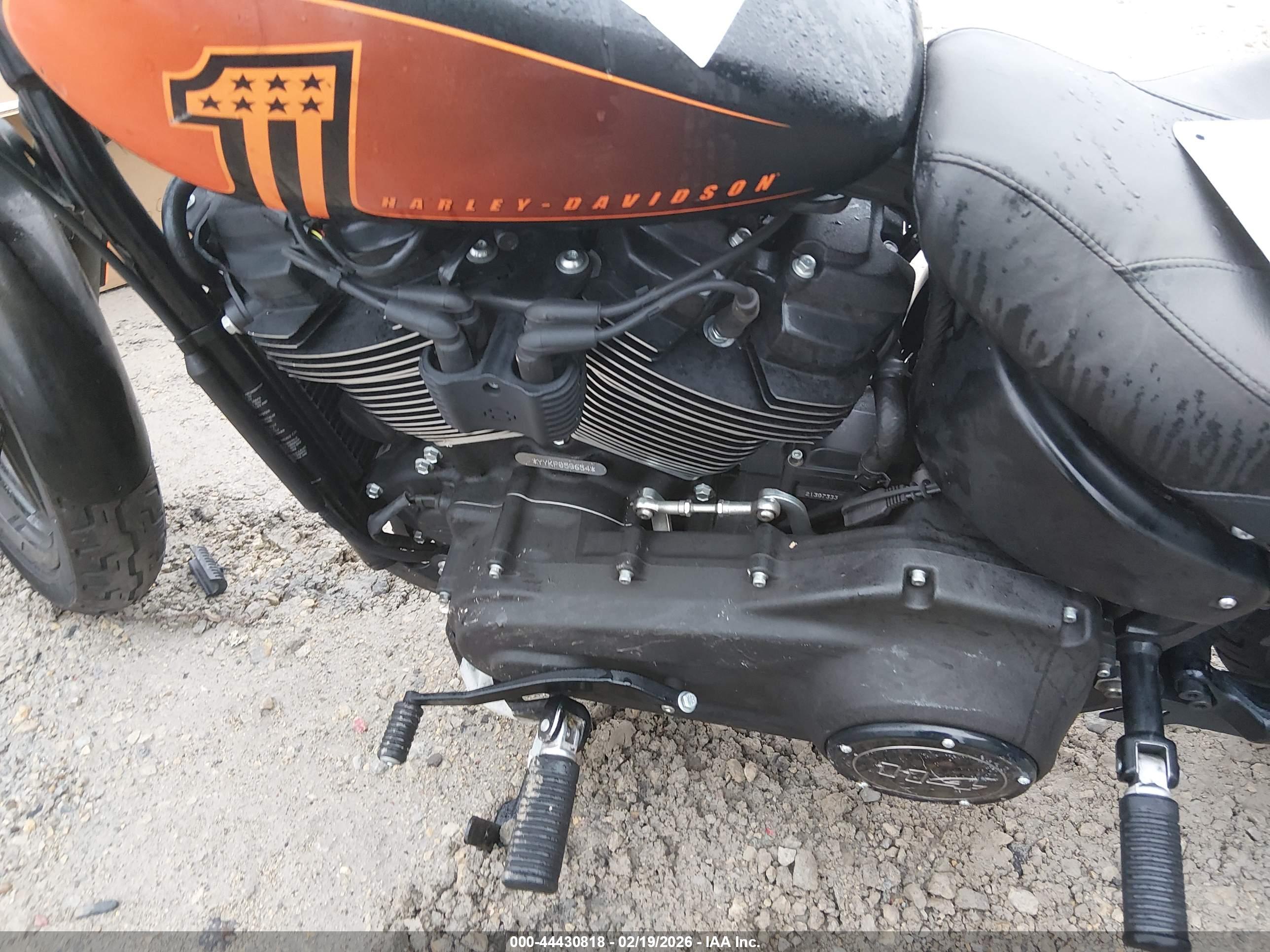 HARLEY-DAVIDSON FXBBS image 9