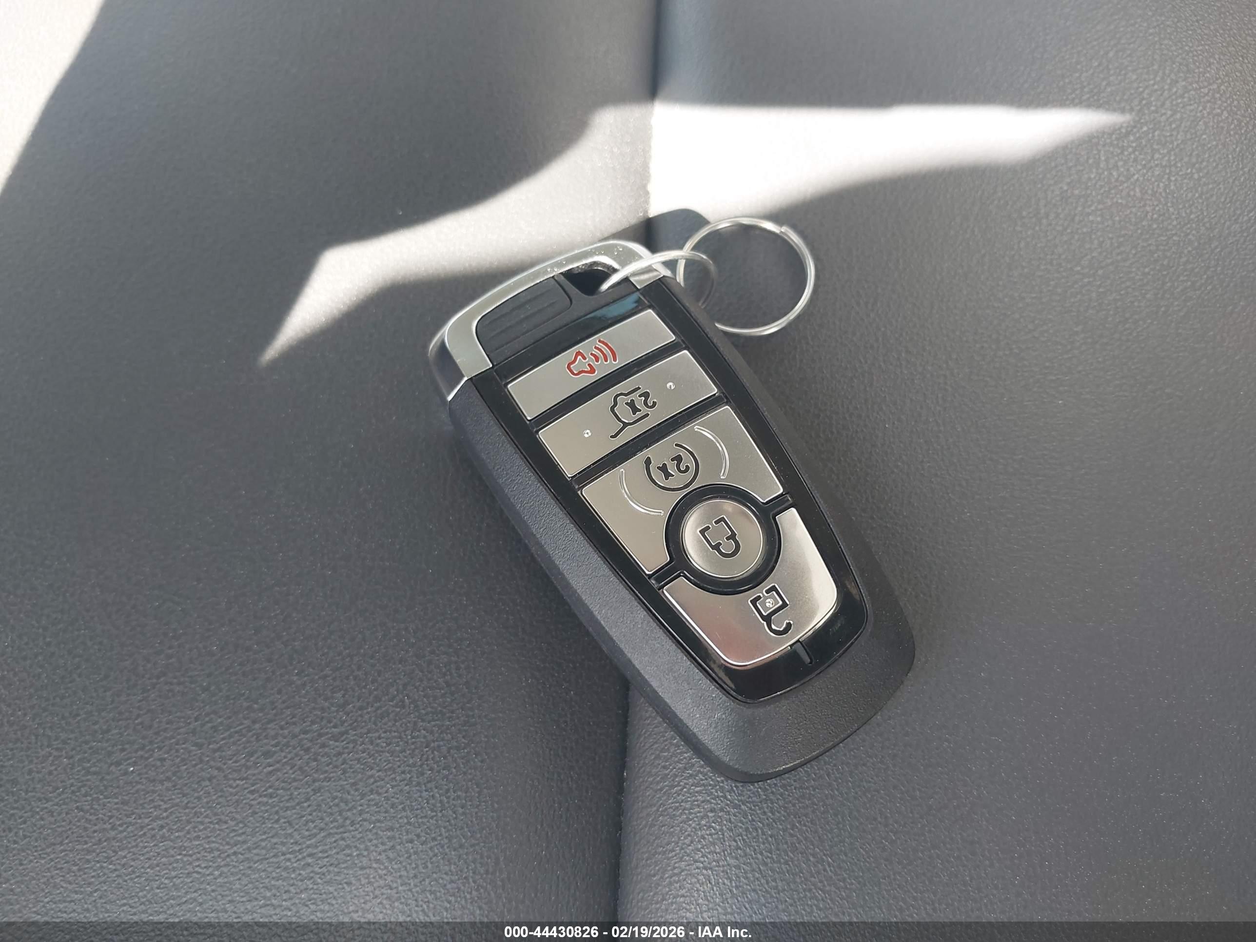 FORD EXPEDITION image 11