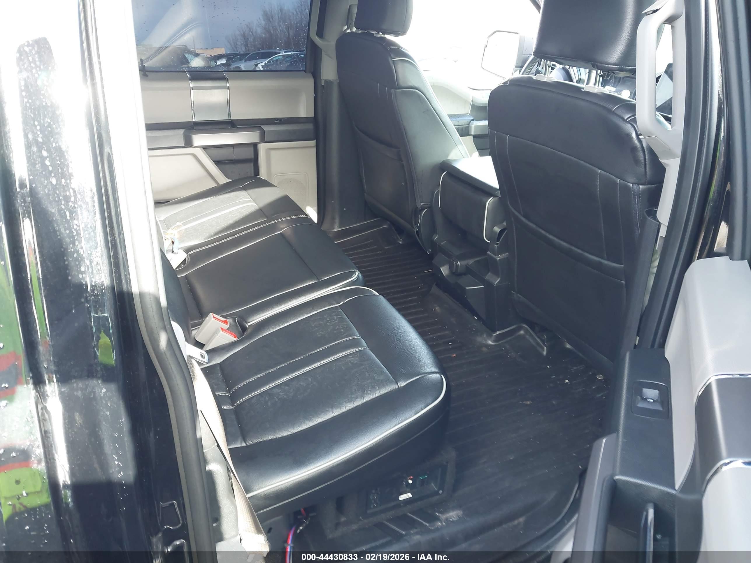 FORD F-150 image 8