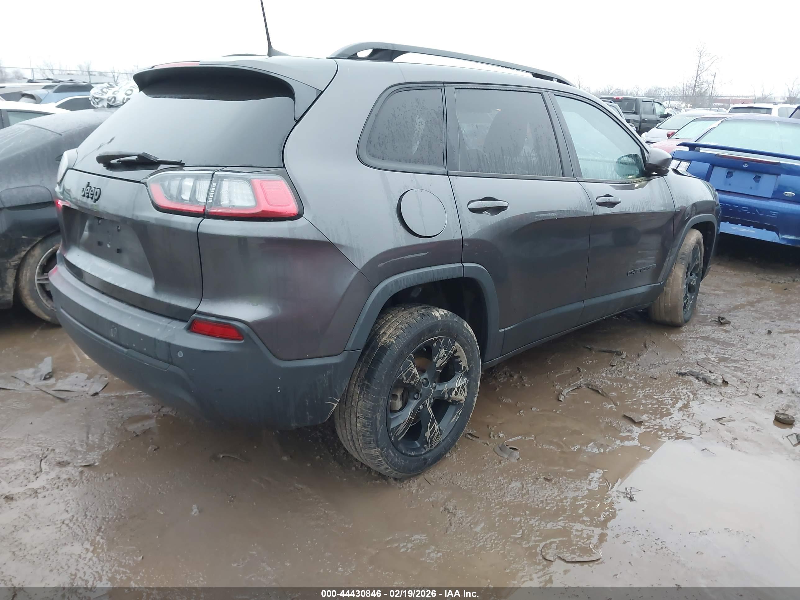 JEEP CHEROKEE image 4