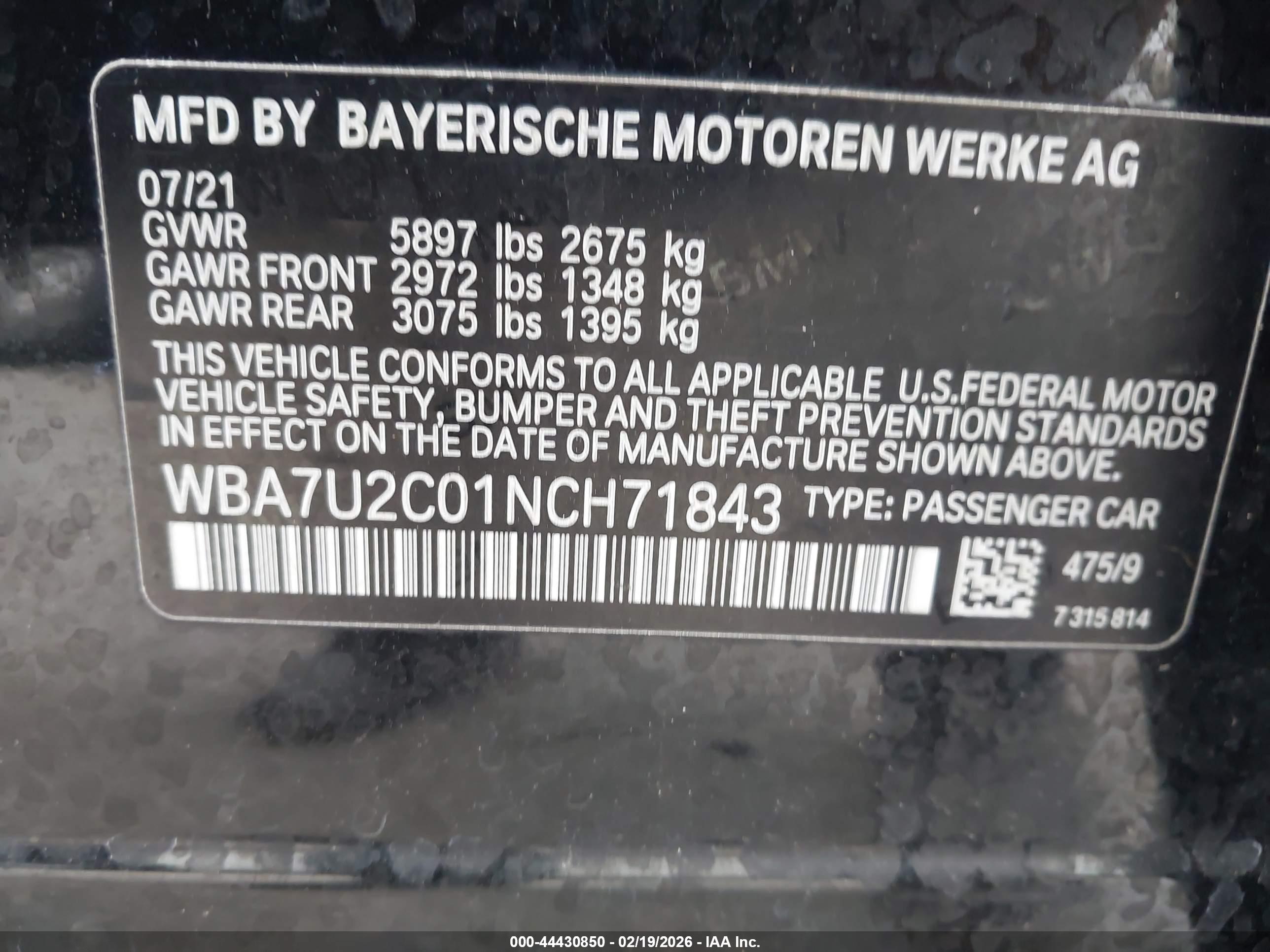 BMW 750 image 9