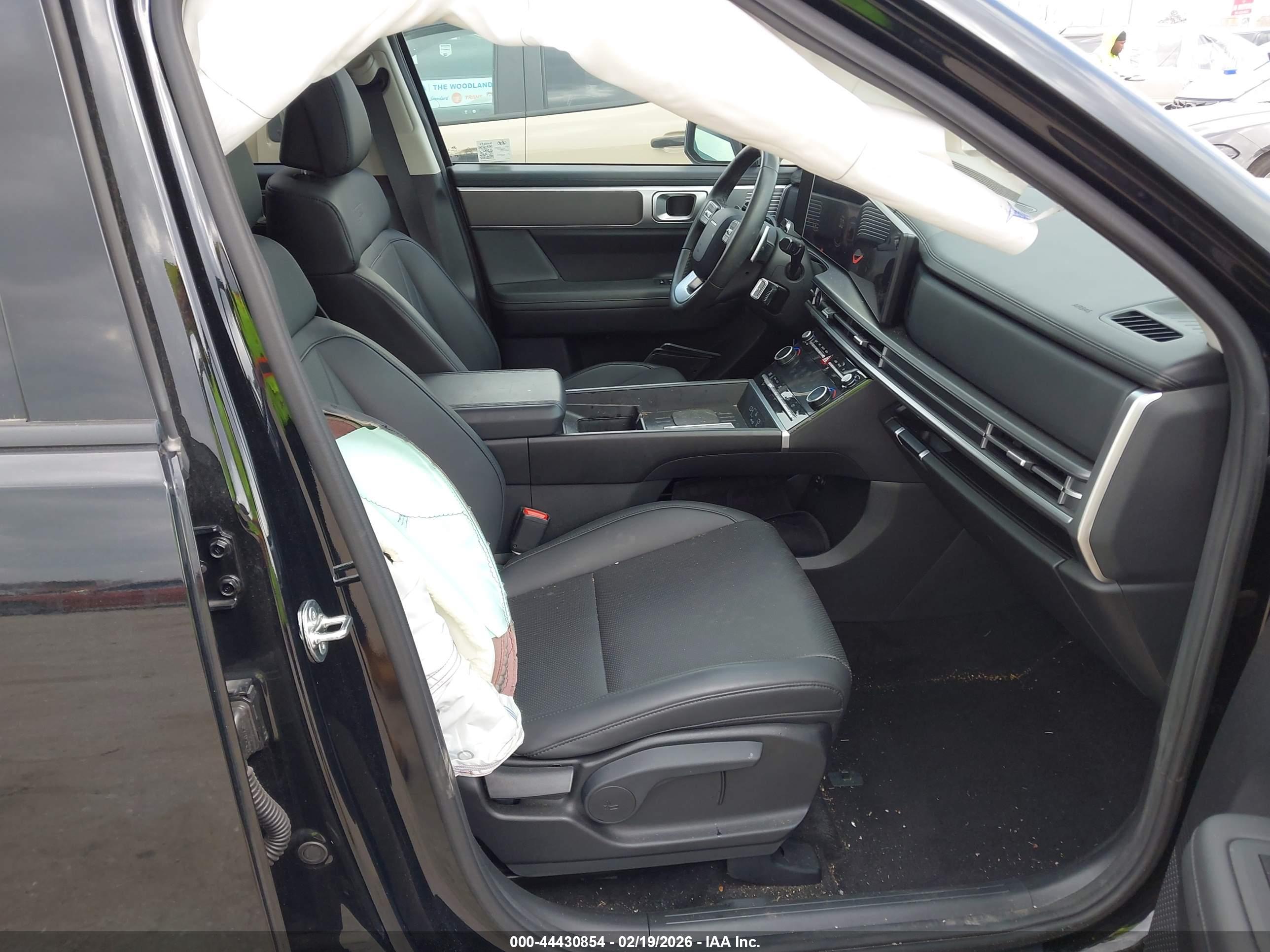 HYUNDAI SANTA image 5