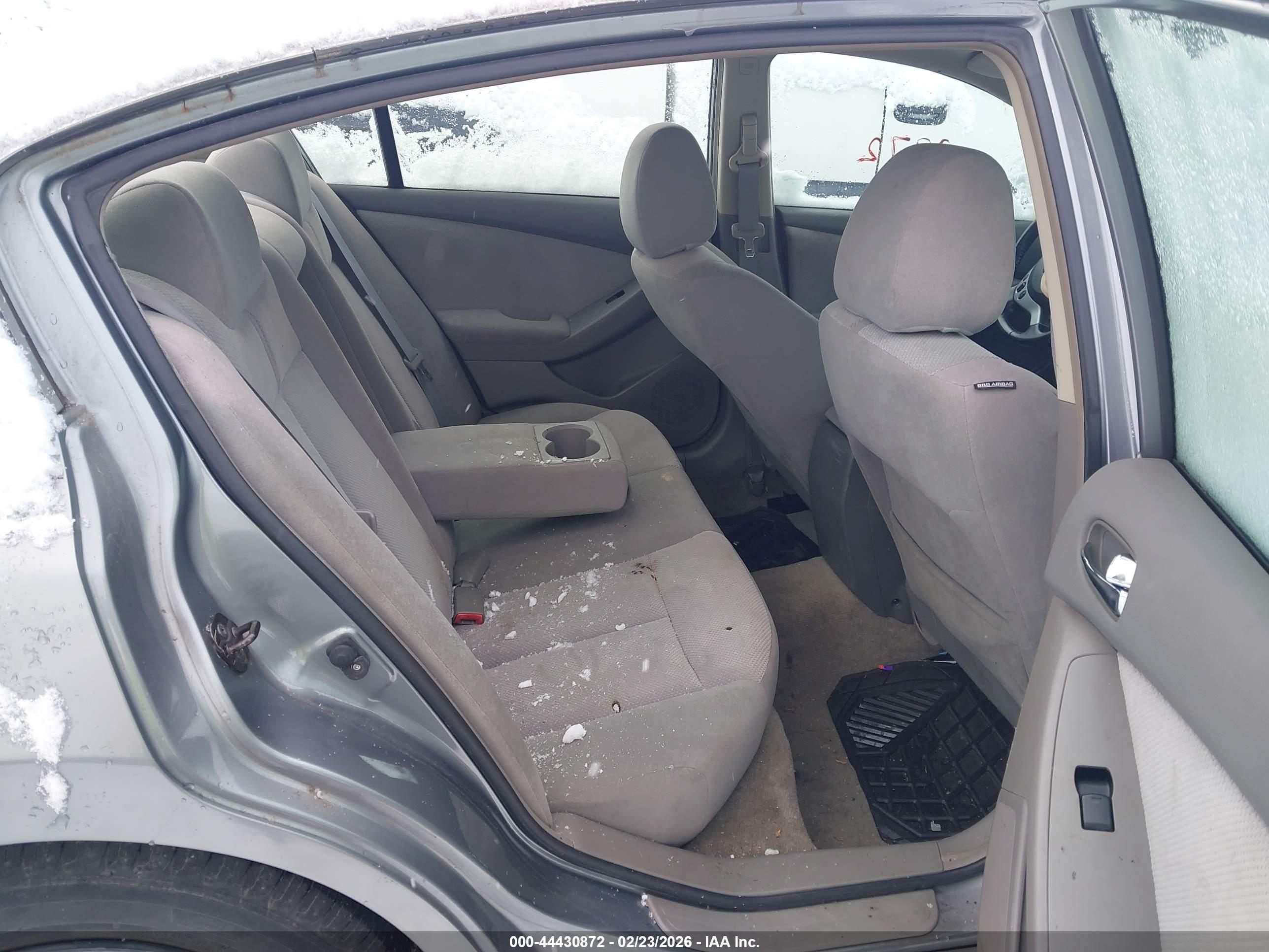 NISSAN ALTIMA image 8