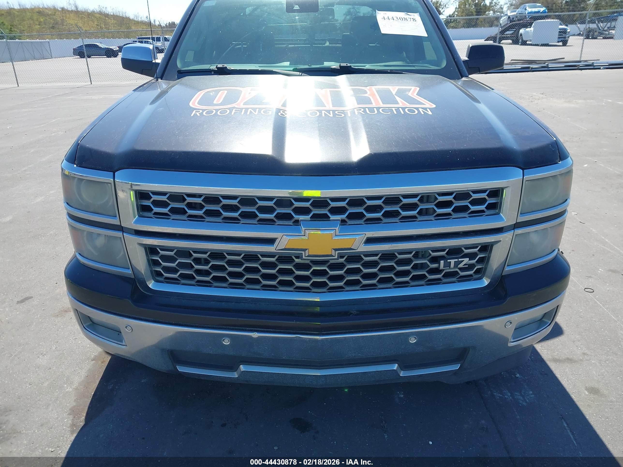 CHEVROLET SILVERADO image 6