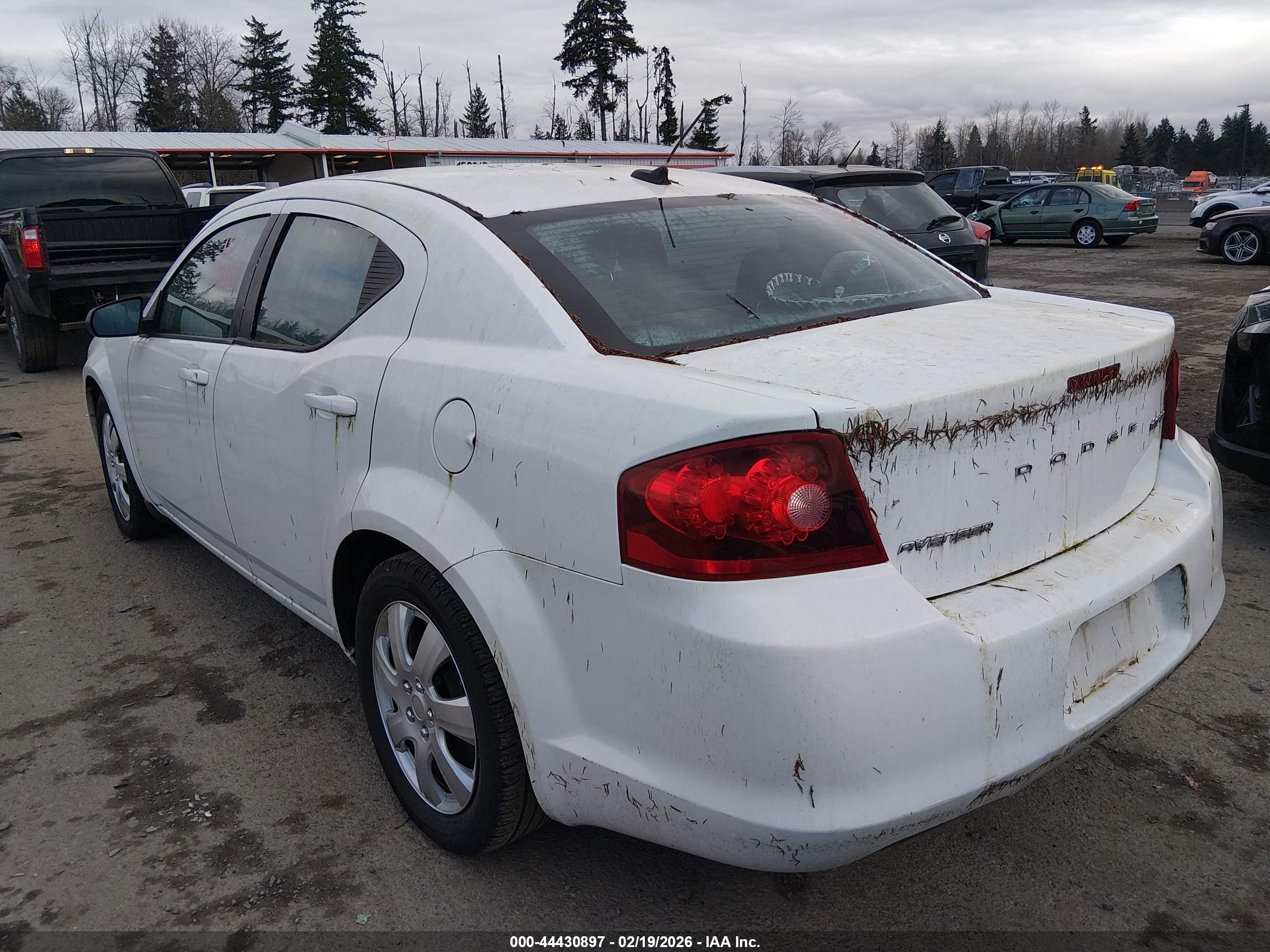 DODGE AVENGER image 3