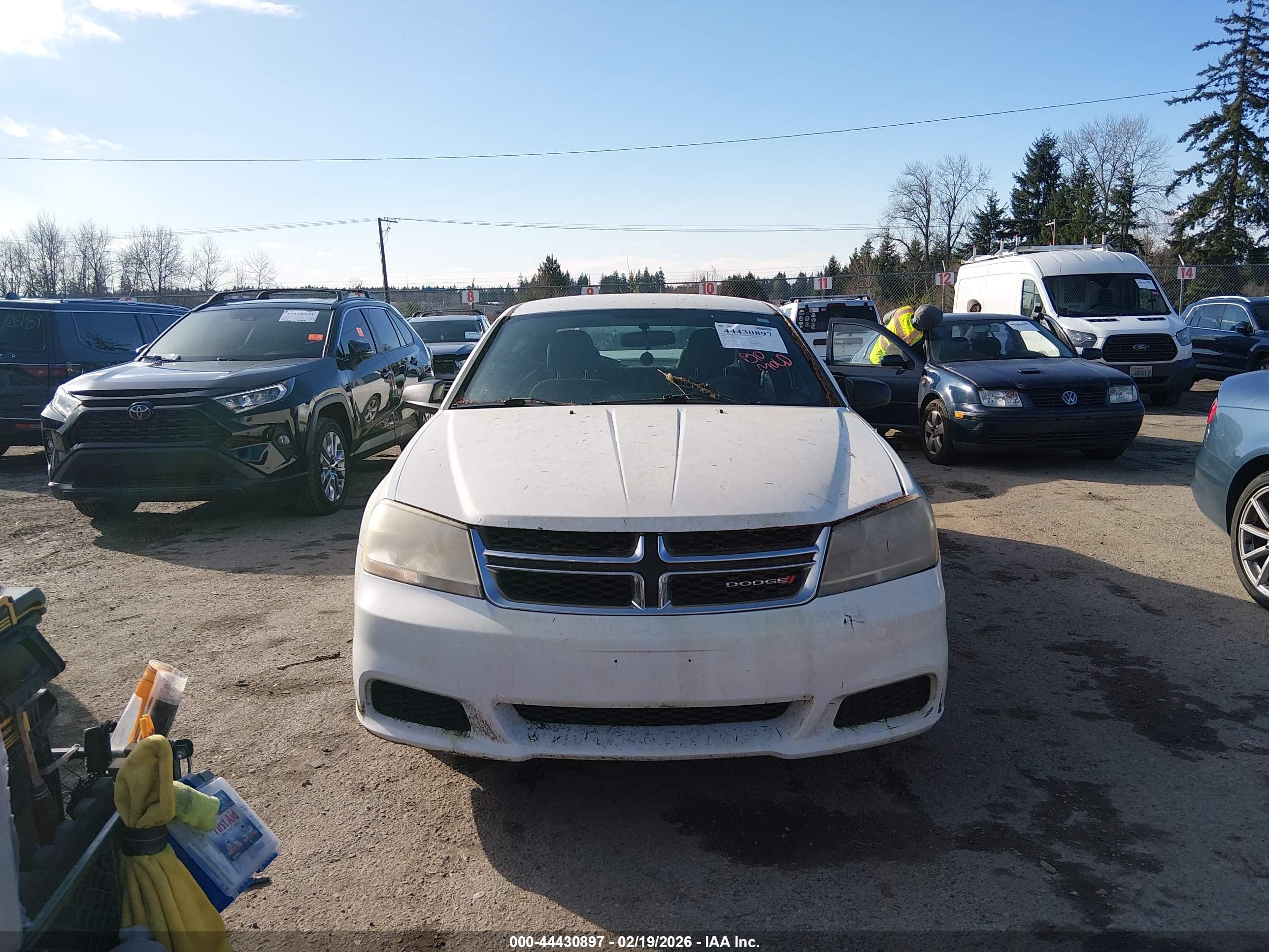 DODGE AVENGER image 6