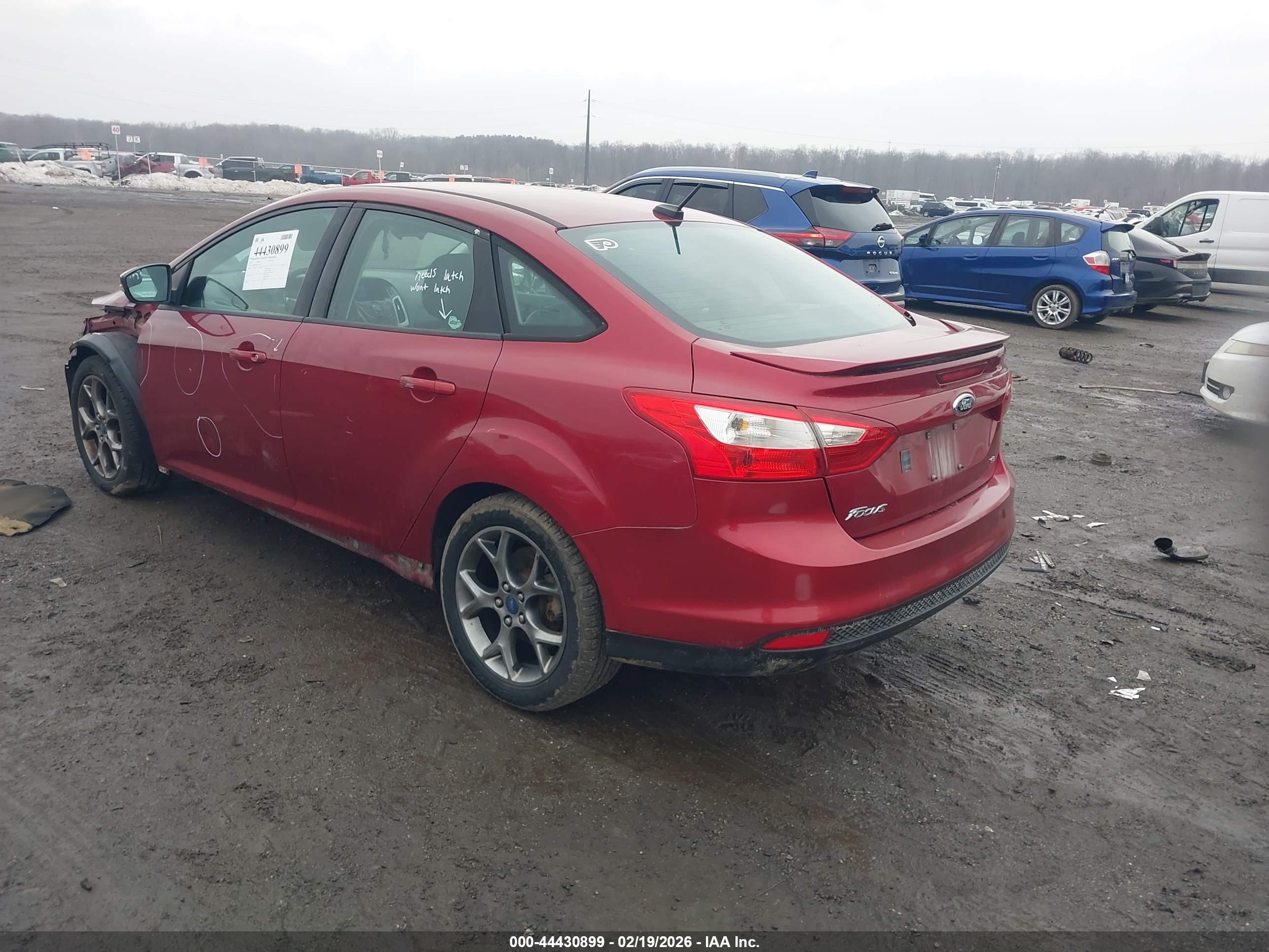 FORD FOCUS image 3