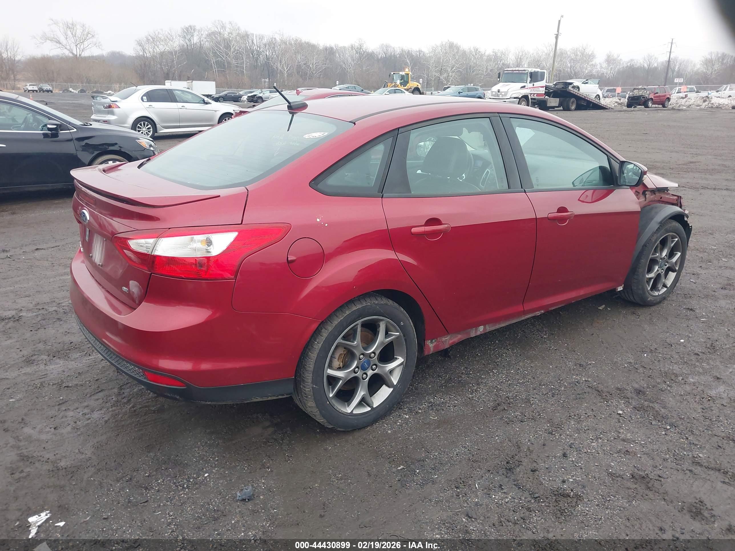 FORD FOCUS image 4