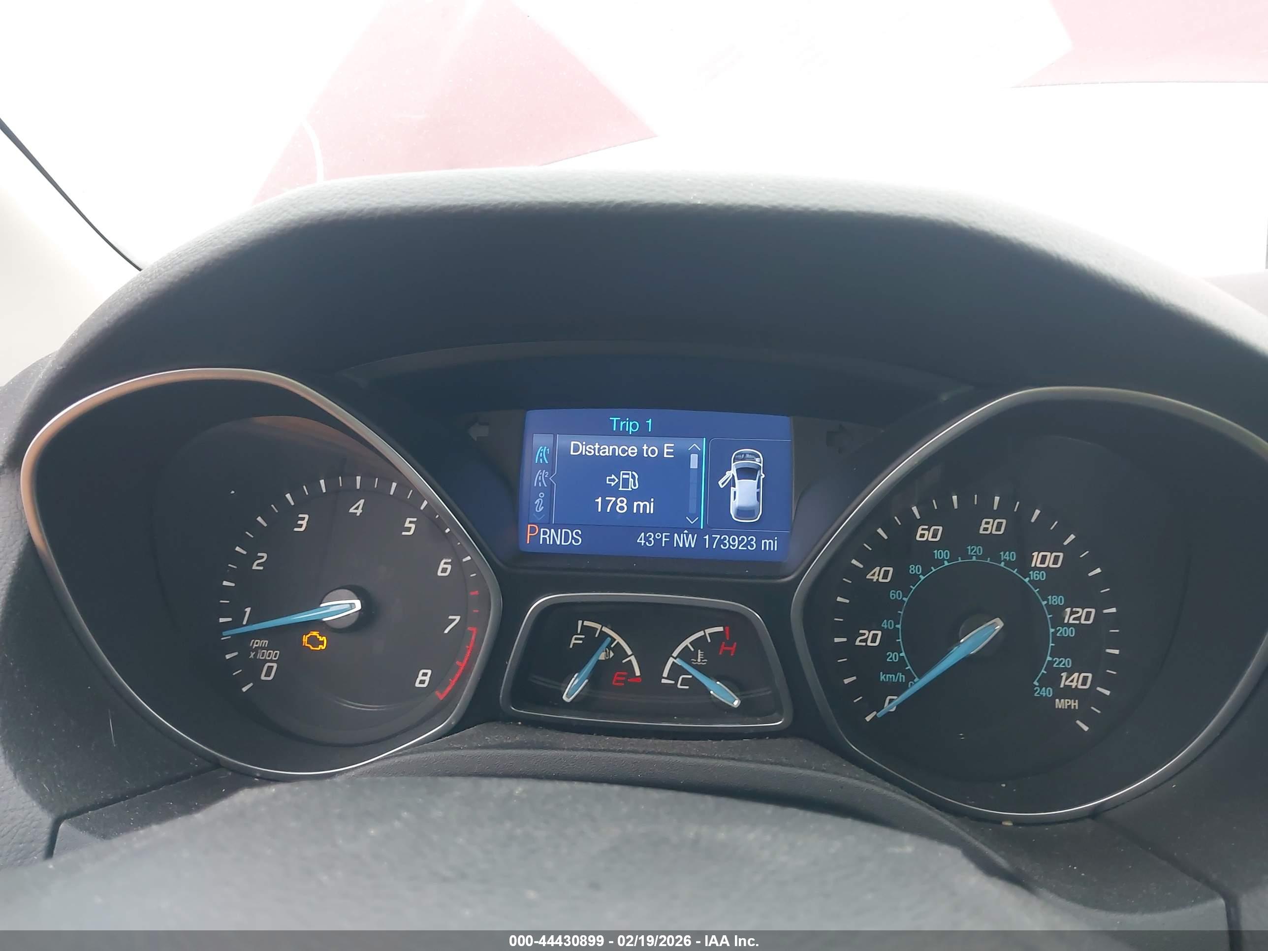 FORD FOCUS image 7