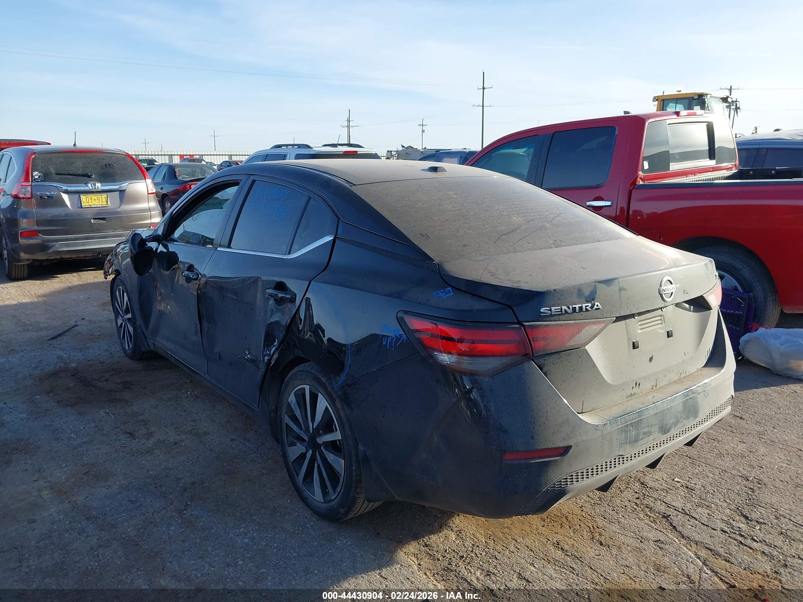 NISSAN SENTRA image 3