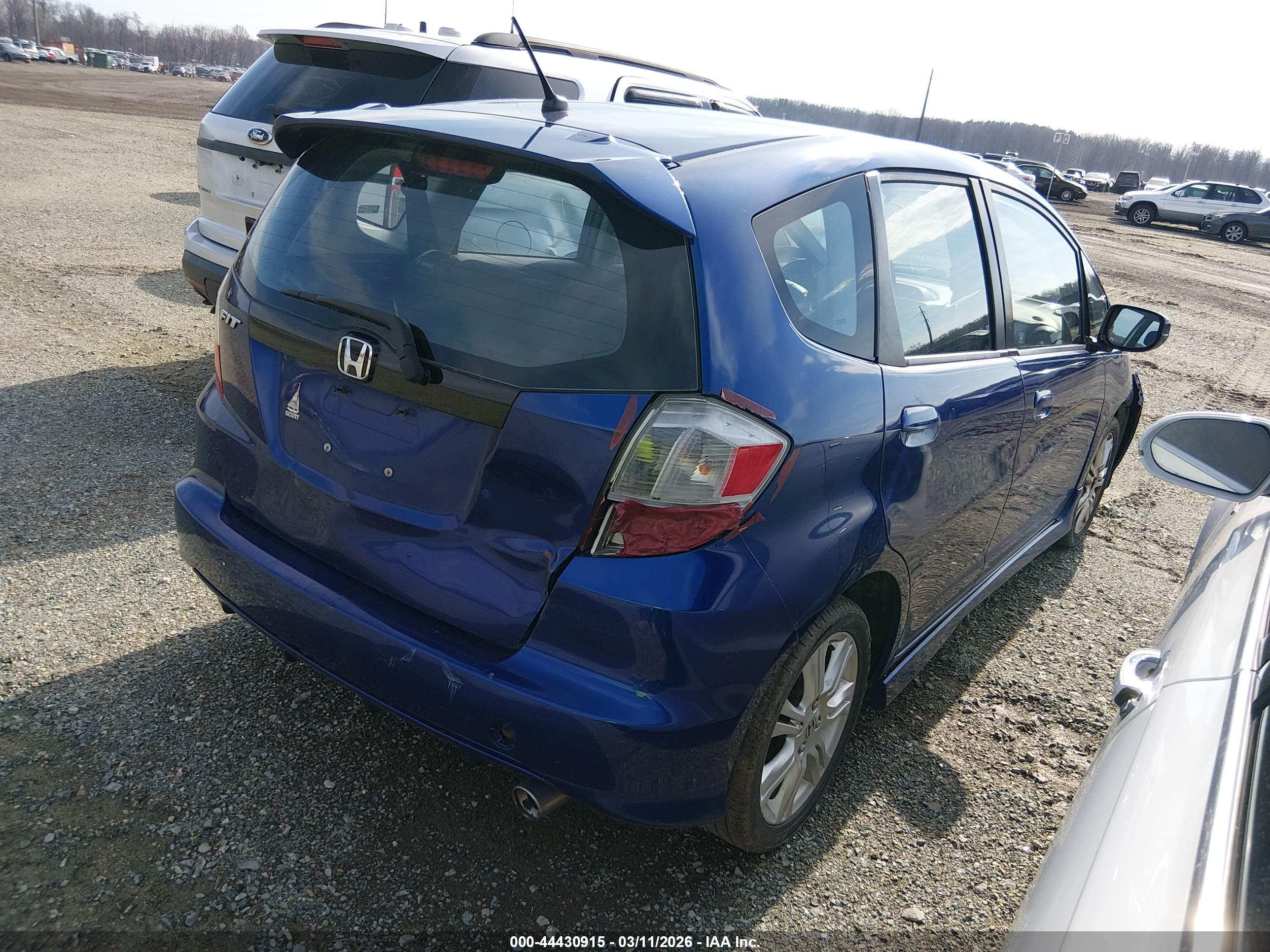 HONDA FIT image 4