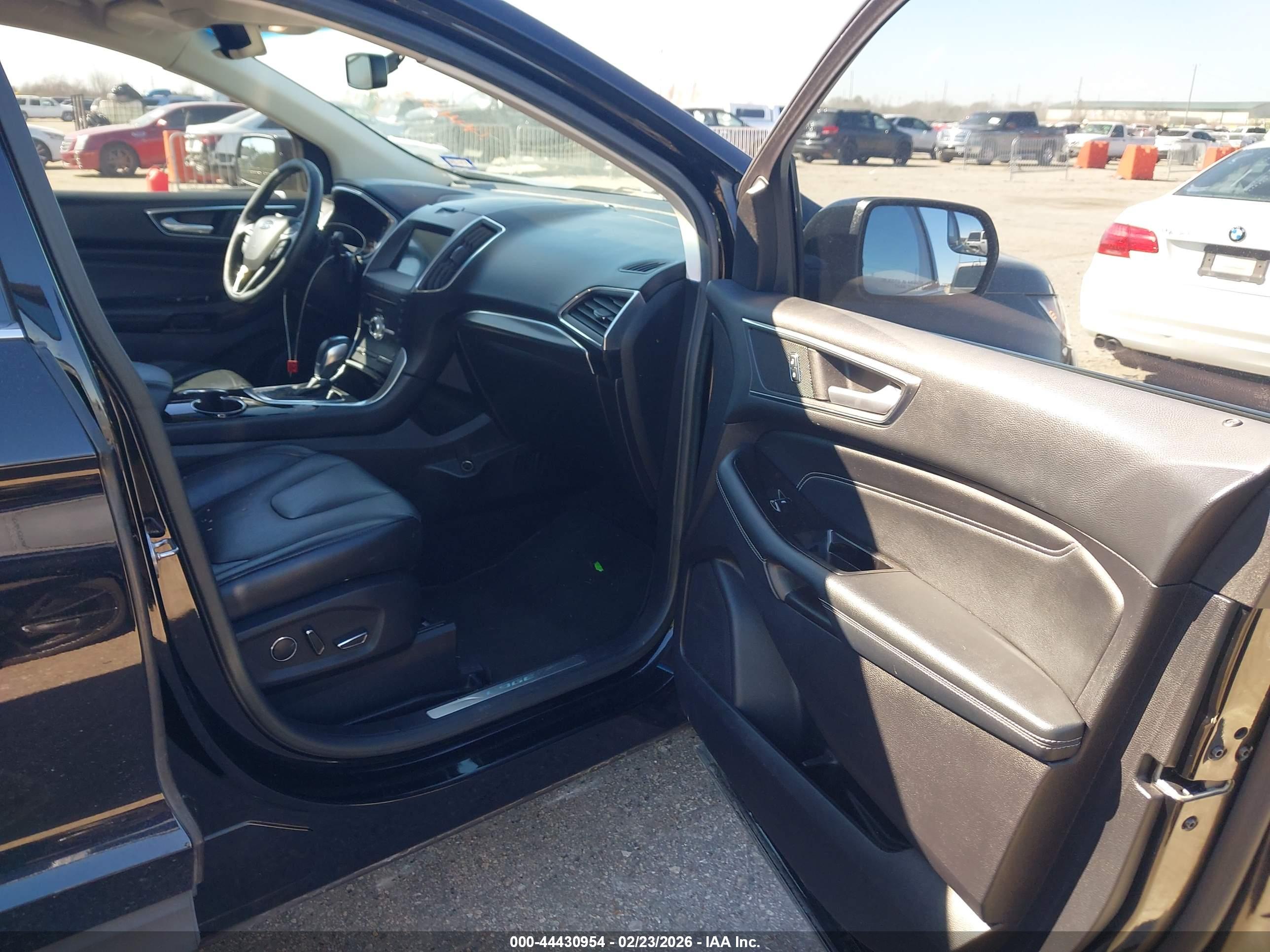 FORD EDGE image 5