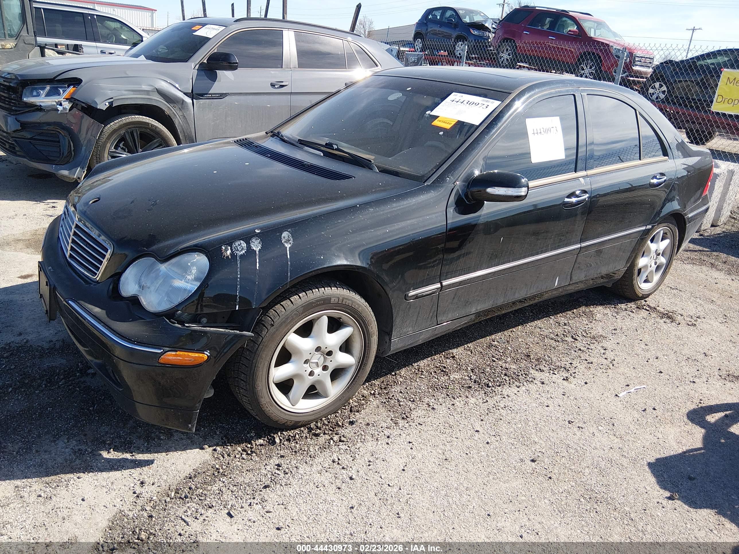 MERCEDES-BENZ C image 2