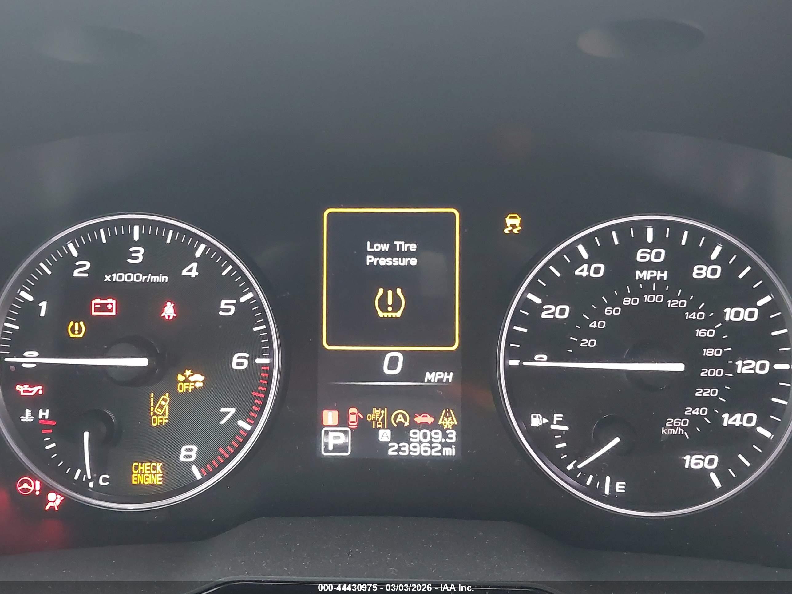 SUBARU OUTBACK image 7