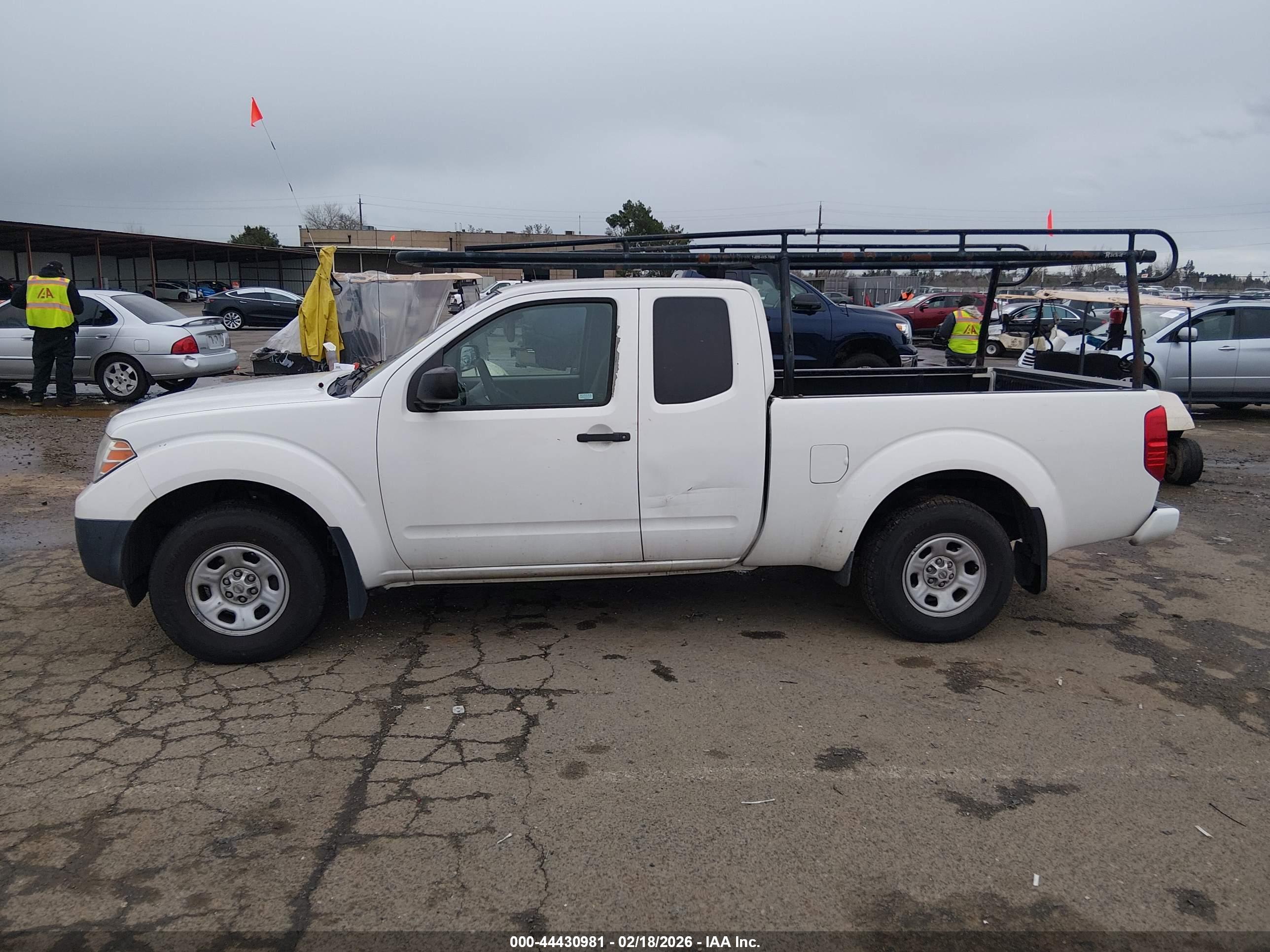 NISSAN FRONTIER image 6
