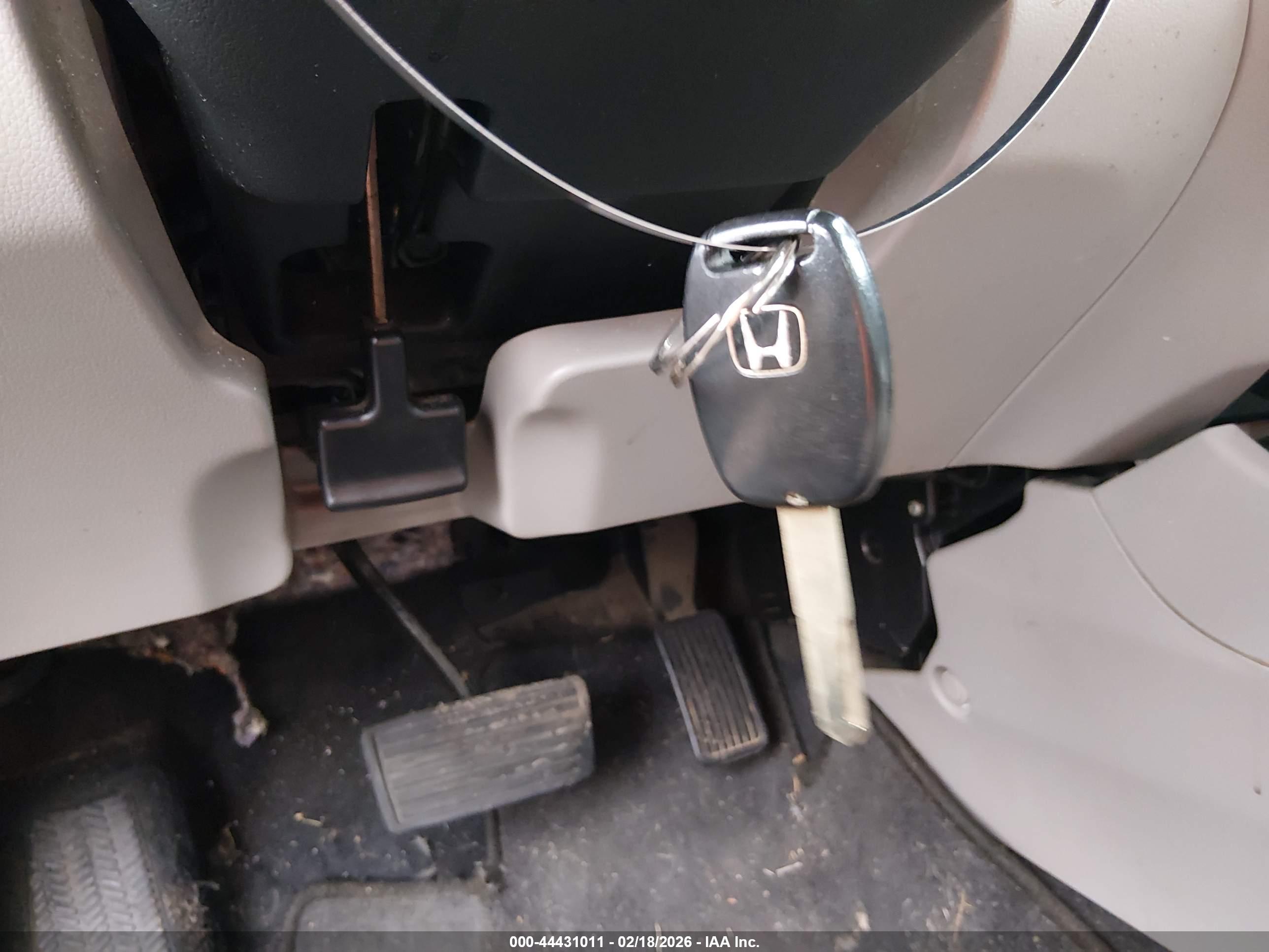 HONDA CIVIC image 11